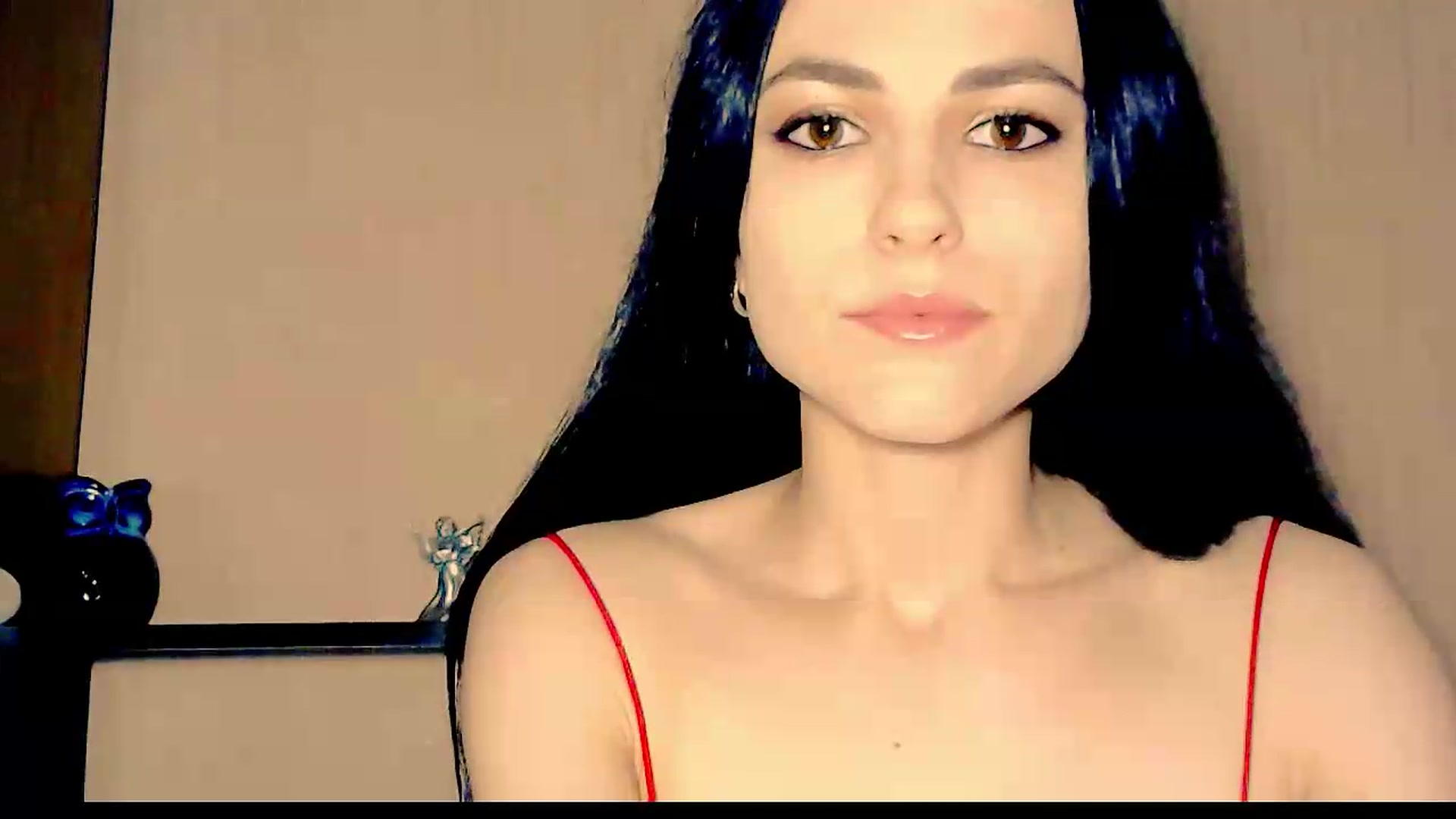 Gallery image thumbnail from Frioninny's myfreecams stream on, 07/17/2026, 21:31 image 7 of 20
