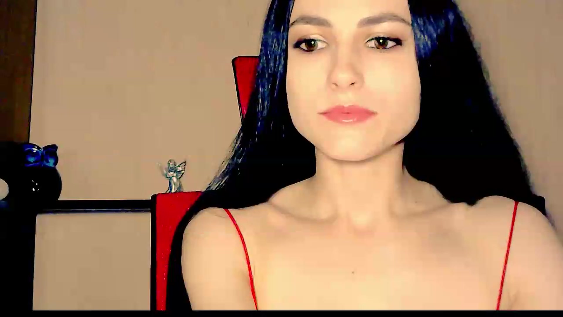 Gallery image thumbnail from Frioninny's myfreecams stream on, 07/17/2026, 22:16 image 6 of 20