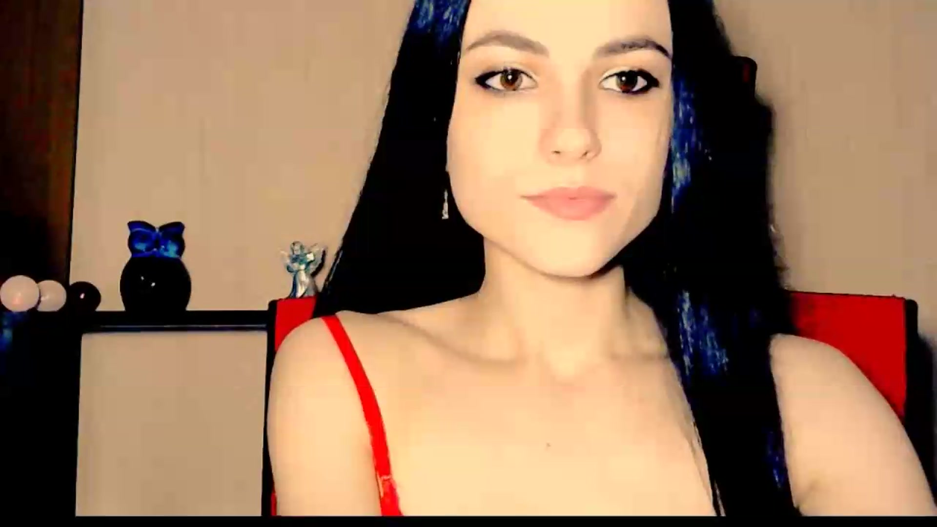 Gallery image thumbnail from Frioninny's myfreecams stream on, 07/23/2026, 18:39 image 5 of 20