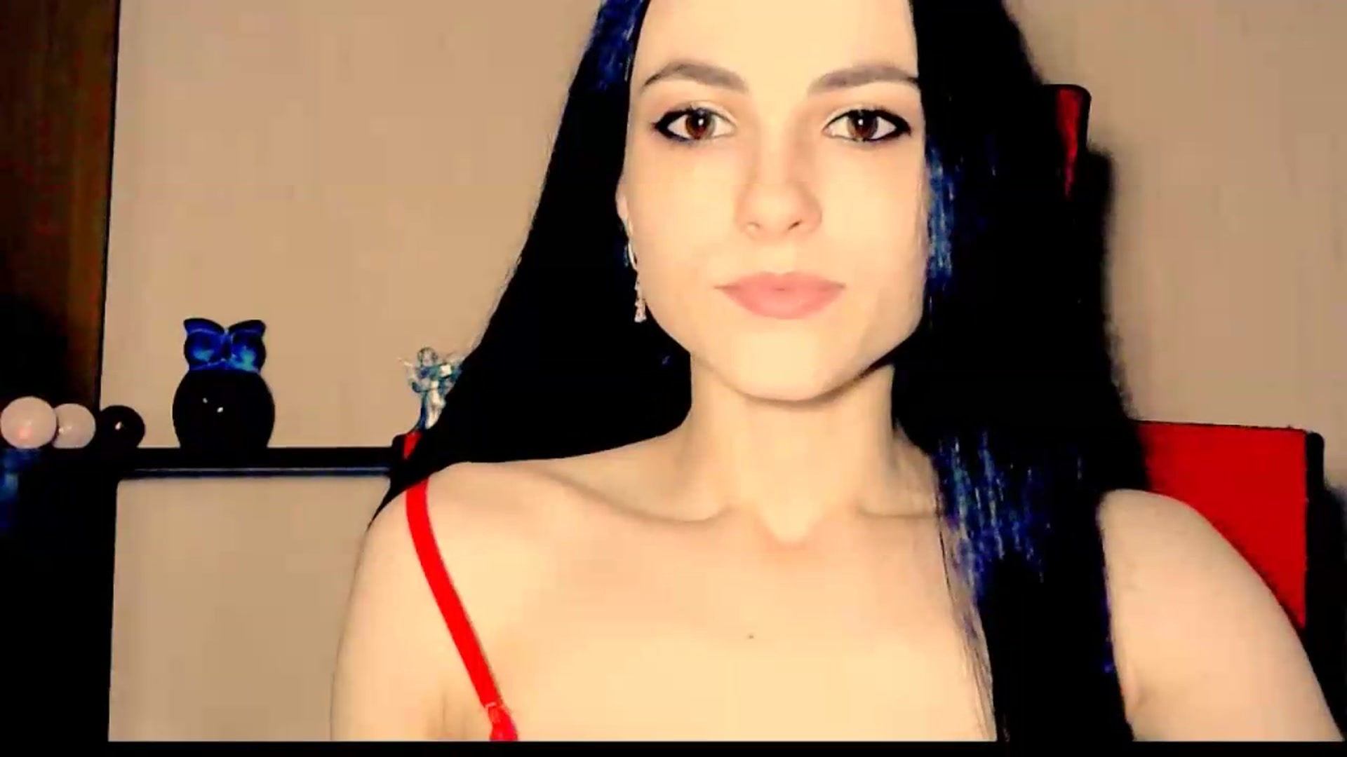 Gallery image thumbnail from Frioninny's myfreecams stream on, 07/23/2026, 18:39 image 10 of 20