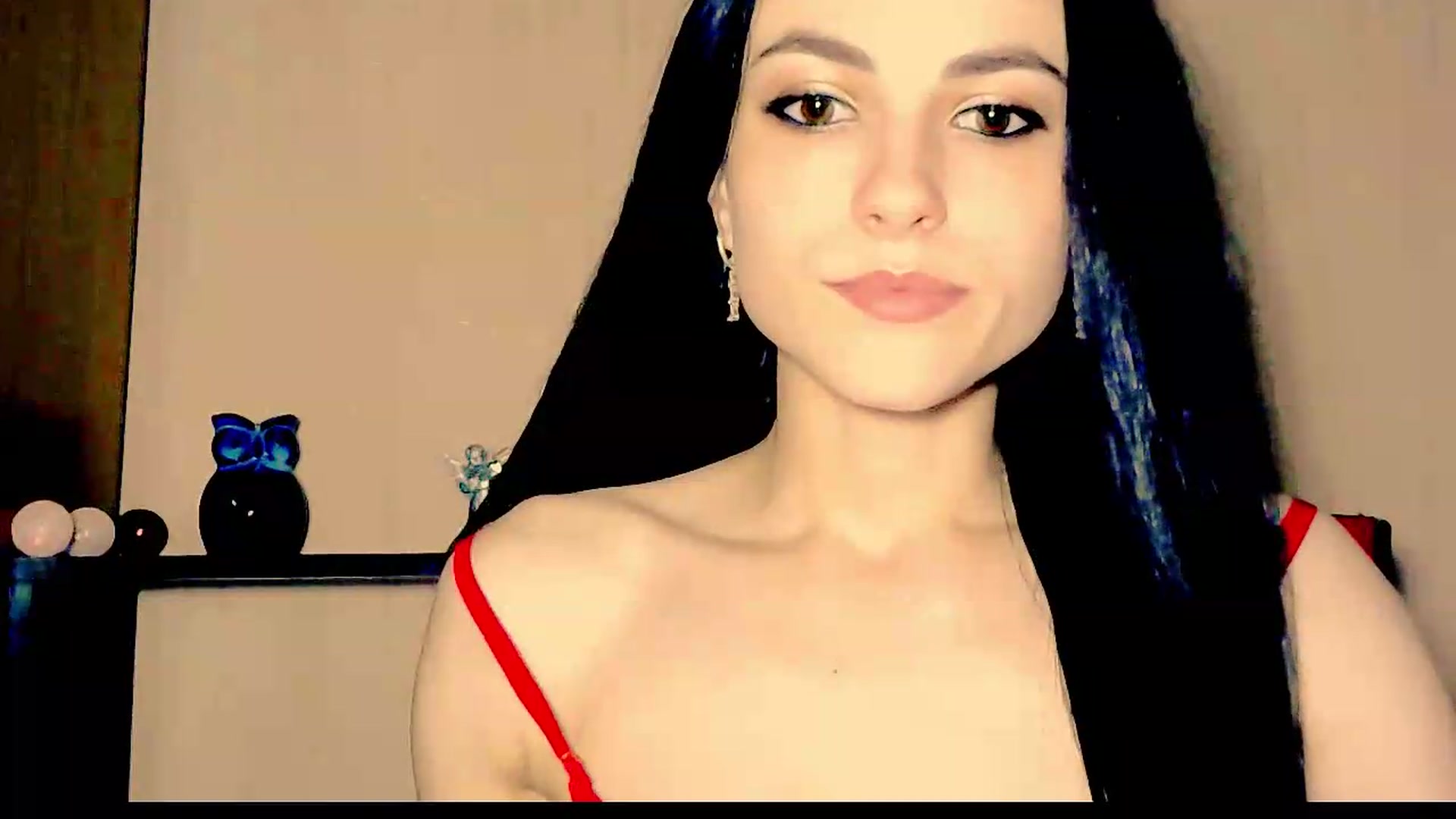 Gallery image thumbnail from Frioninny's myfreecams stream on, 07/23/2026, 21:52 image 15 of 20