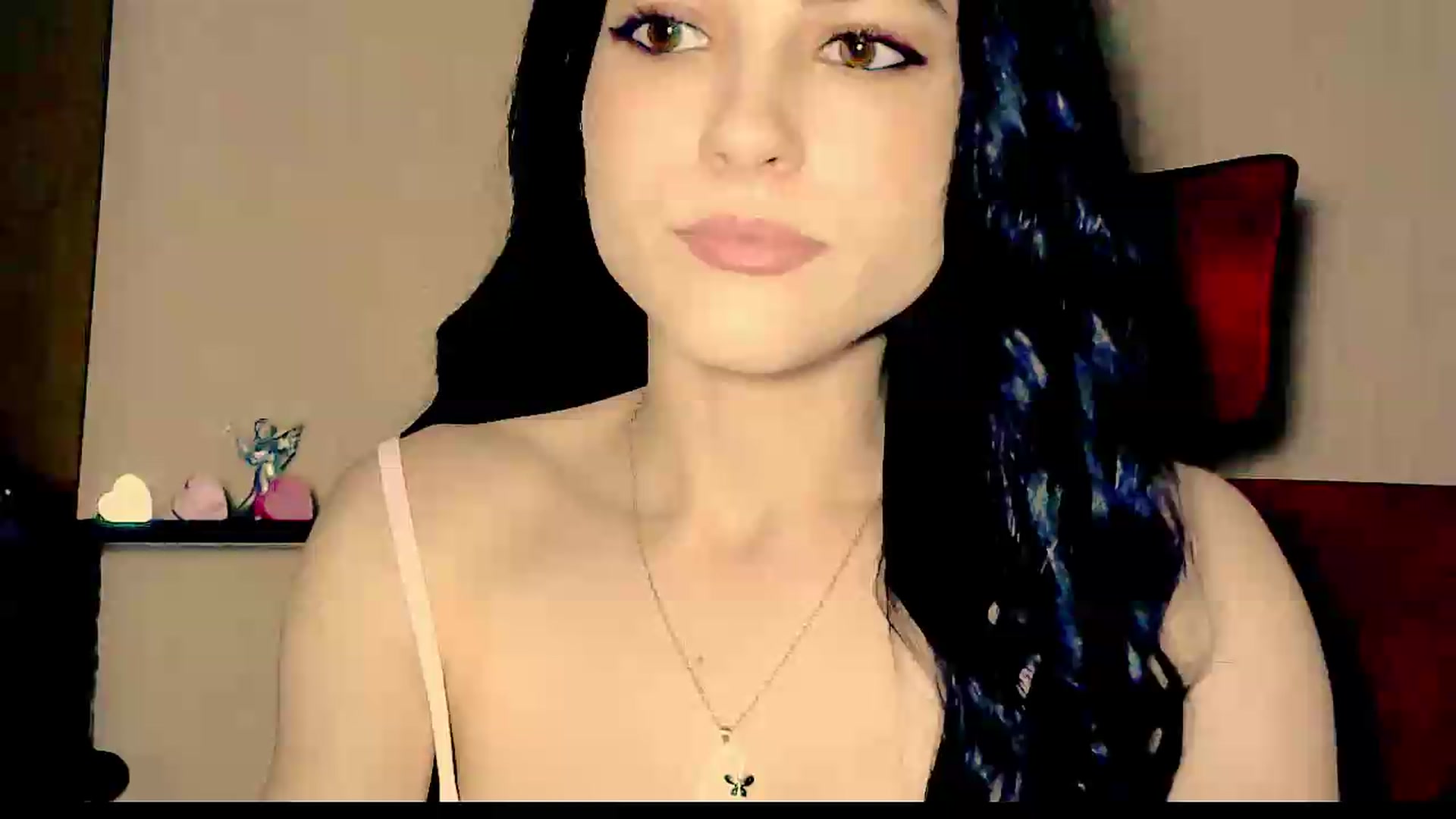 Gallery image thumbnail from Frioninny's myfreecams stream on, 07/31/2026, 19:11 image 6 of 20