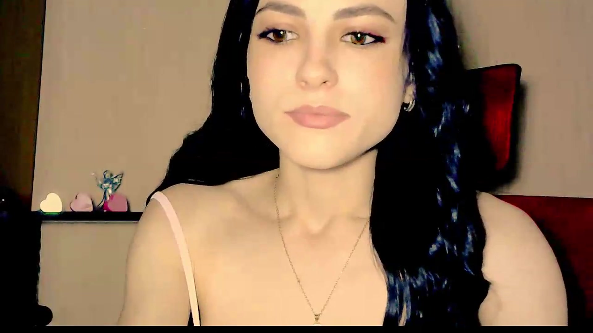 Gallery image thumbnail from Frioninny's myfreecams stream on, 07/31/2026, 19:11 image 10 of 20