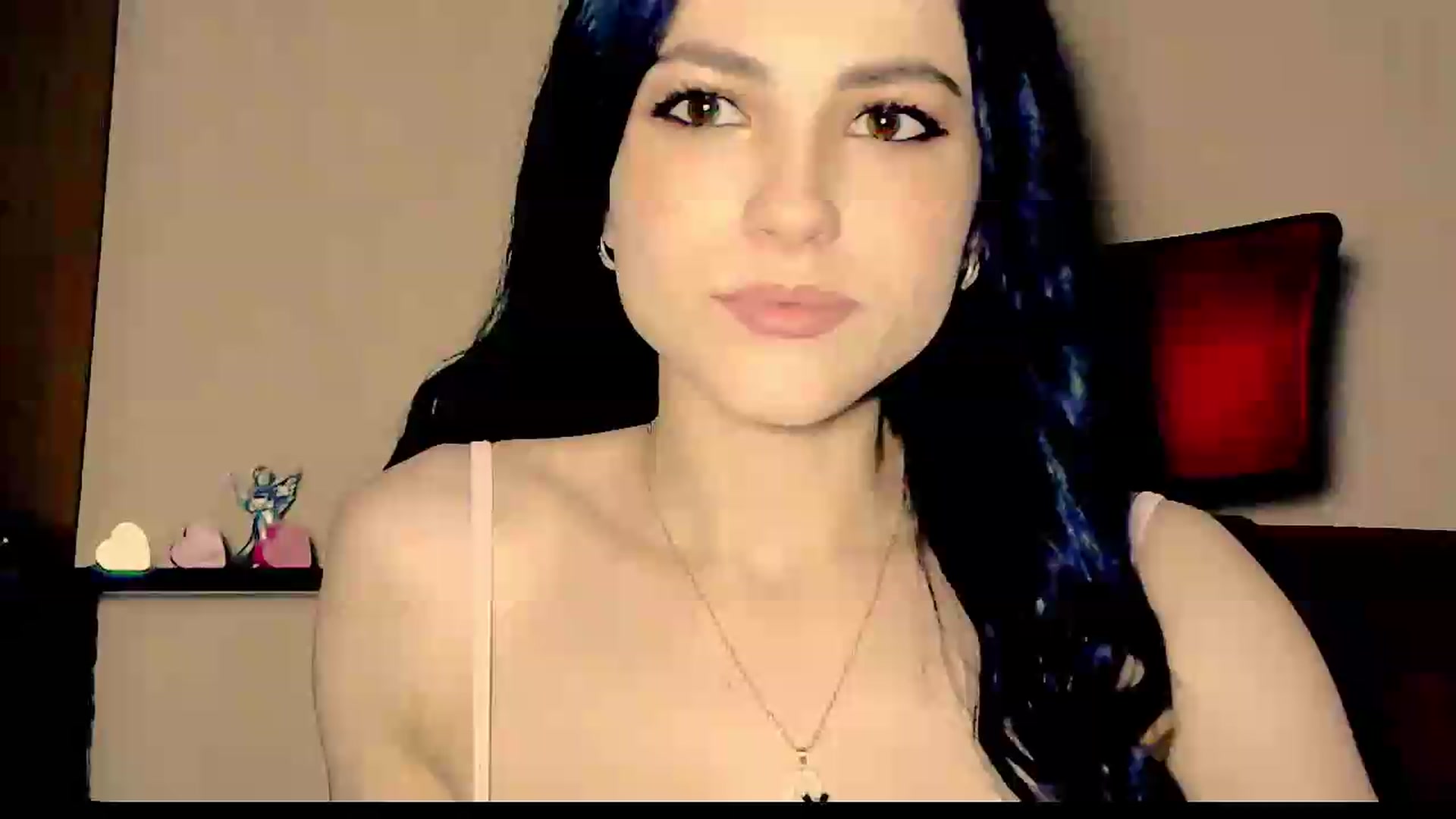 Gallery image thumbnail from Frioninny's myfreecams stream on, 07/31/2026, 20:21 image 1 of 20