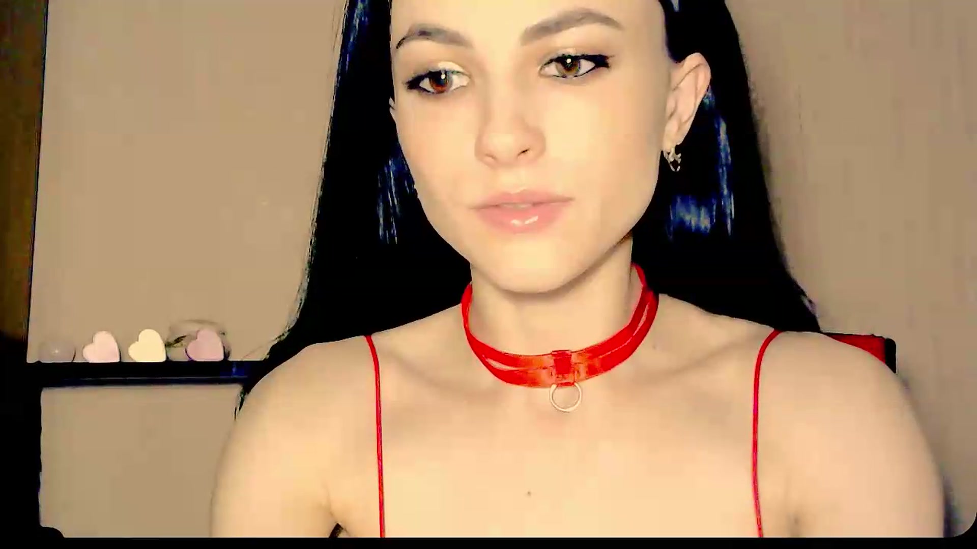 Gallery image thumbnail from Frioninny's myfreecams stream on, 08/01/2026, 20:59 image 6 of 20