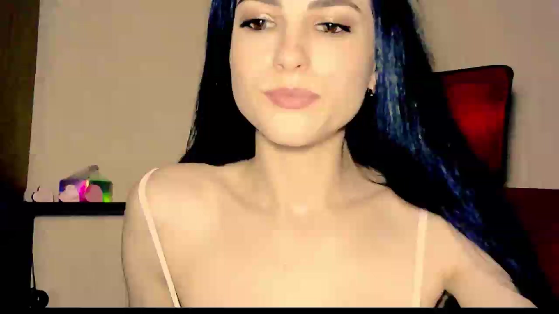 Gallery image thumbnail from Frioninny's myfreecams stream on, 08/06/2026, 21:17 image 14 of 20