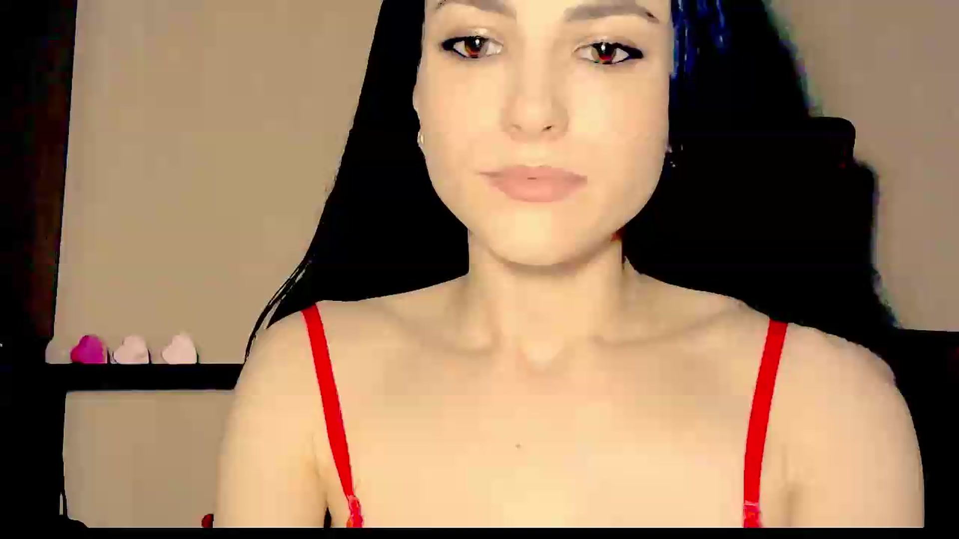 Gallery image thumbnail from Frioninny's myfreecams stream on, 08/07/2026, 20:05 image 16 of 20
