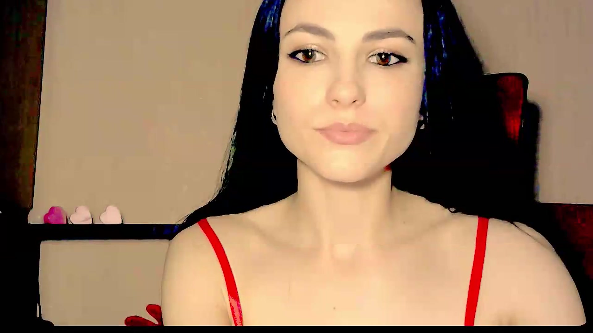 Gallery image thumbnail from Frioninny's myfreecams stream on, 08/07/2026, 20:05 image 10 of 20