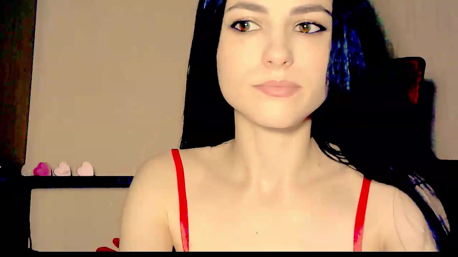 Gallery image thumbnail from Frioninny's myfreecams stream on, 08/07/2026, 20:51 image 7 of 20