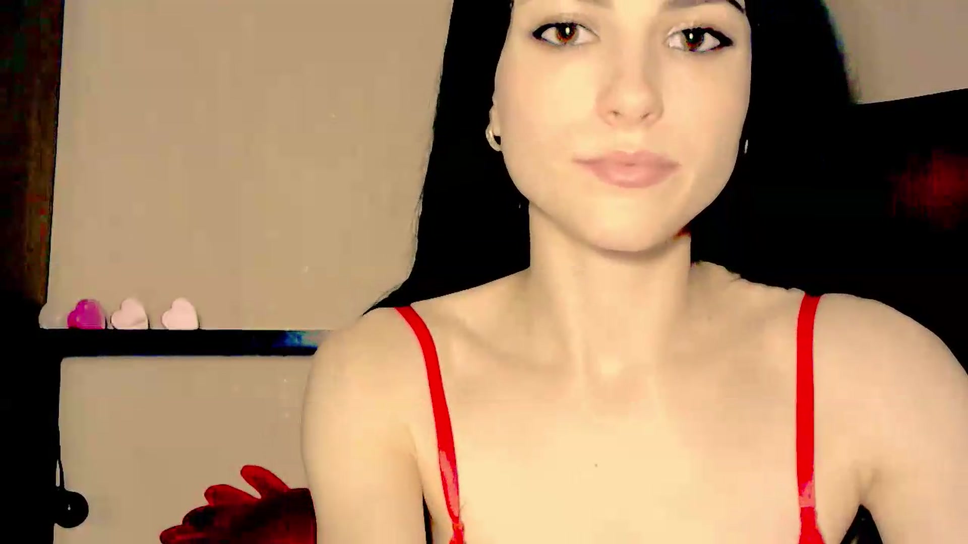 Gallery image thumbnail from Frioninny's myfreecams stream on, 08/08/2026, 02:05 image 13 of 20