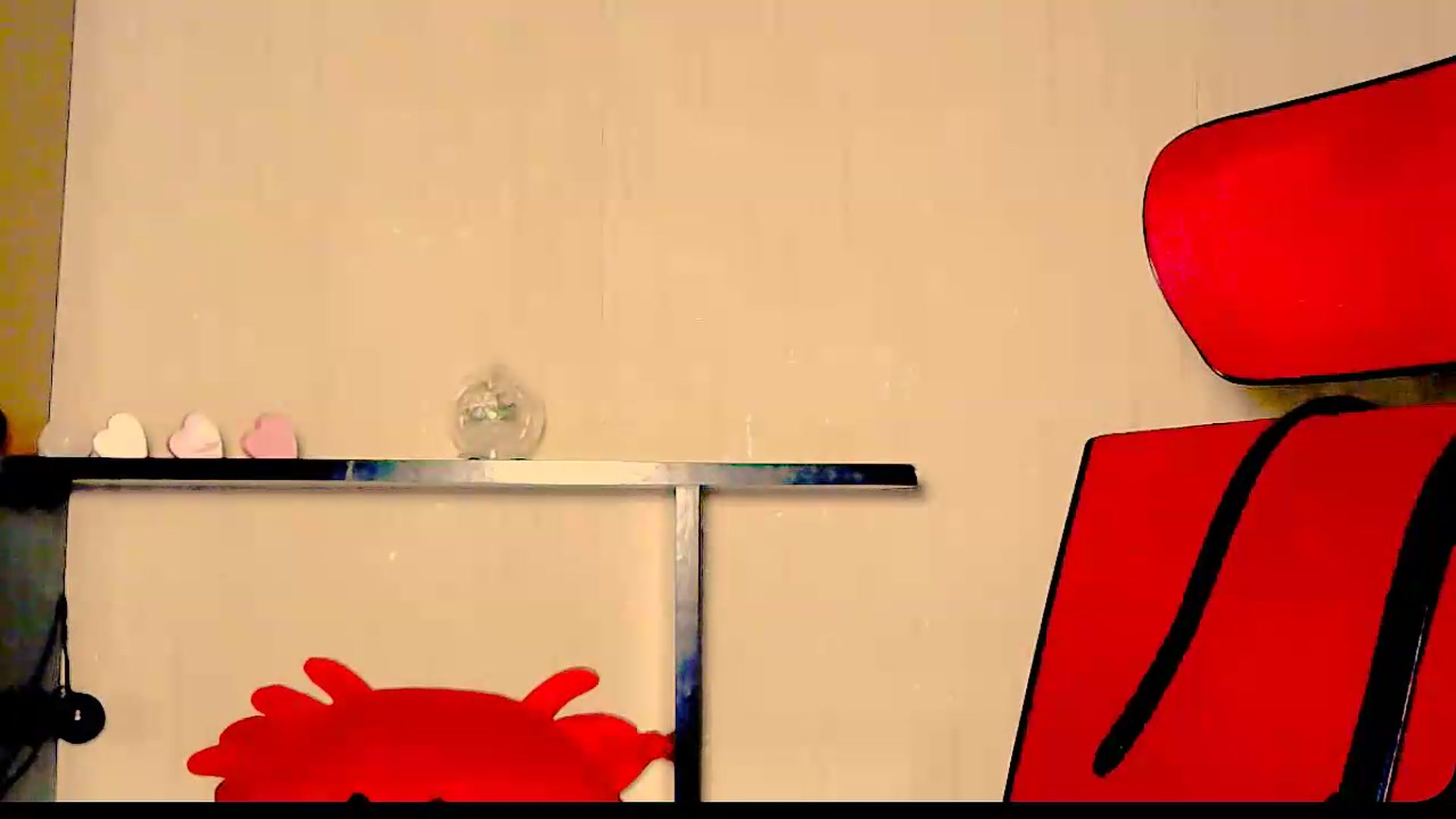 Gallery image thumbnail from Frioninny's myfreecams stream on, 08/08/2026, 18:19 image 9 of 20