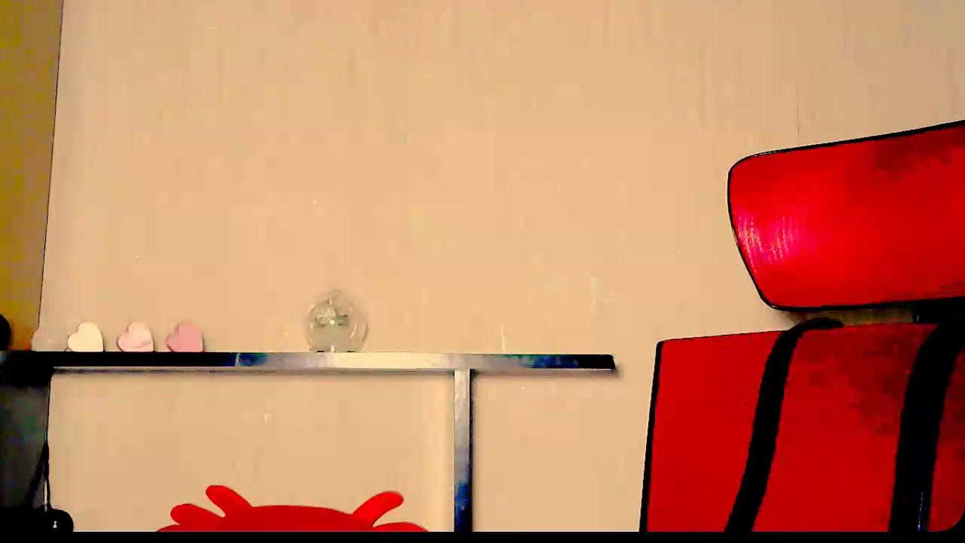 Gallery image thumbnail from Frioninny's myfreecams stream on, 08/08/2026, 18:19 image 18 of 20