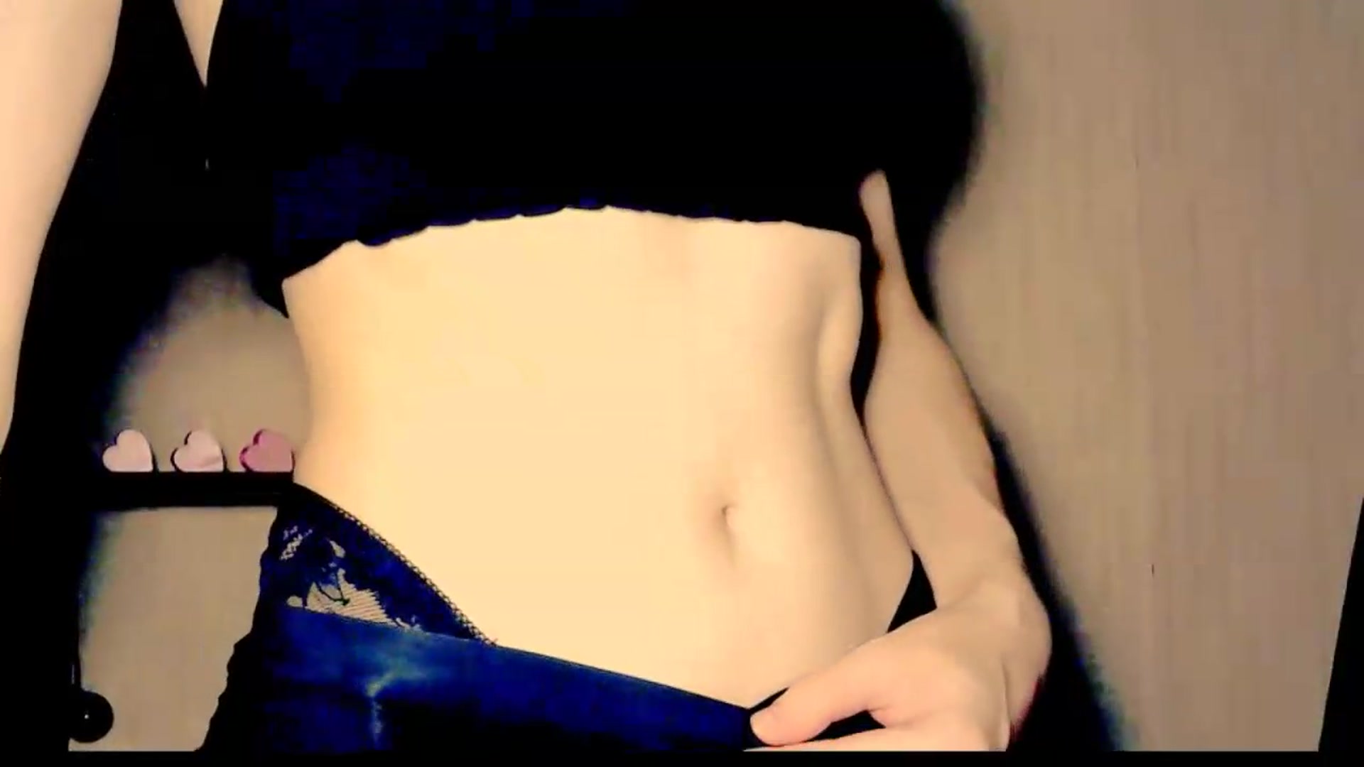 Gallery image thumbnail from Frioninny's myfreecams stream on, 08/08/2026, 20:34 image 11 of 20
