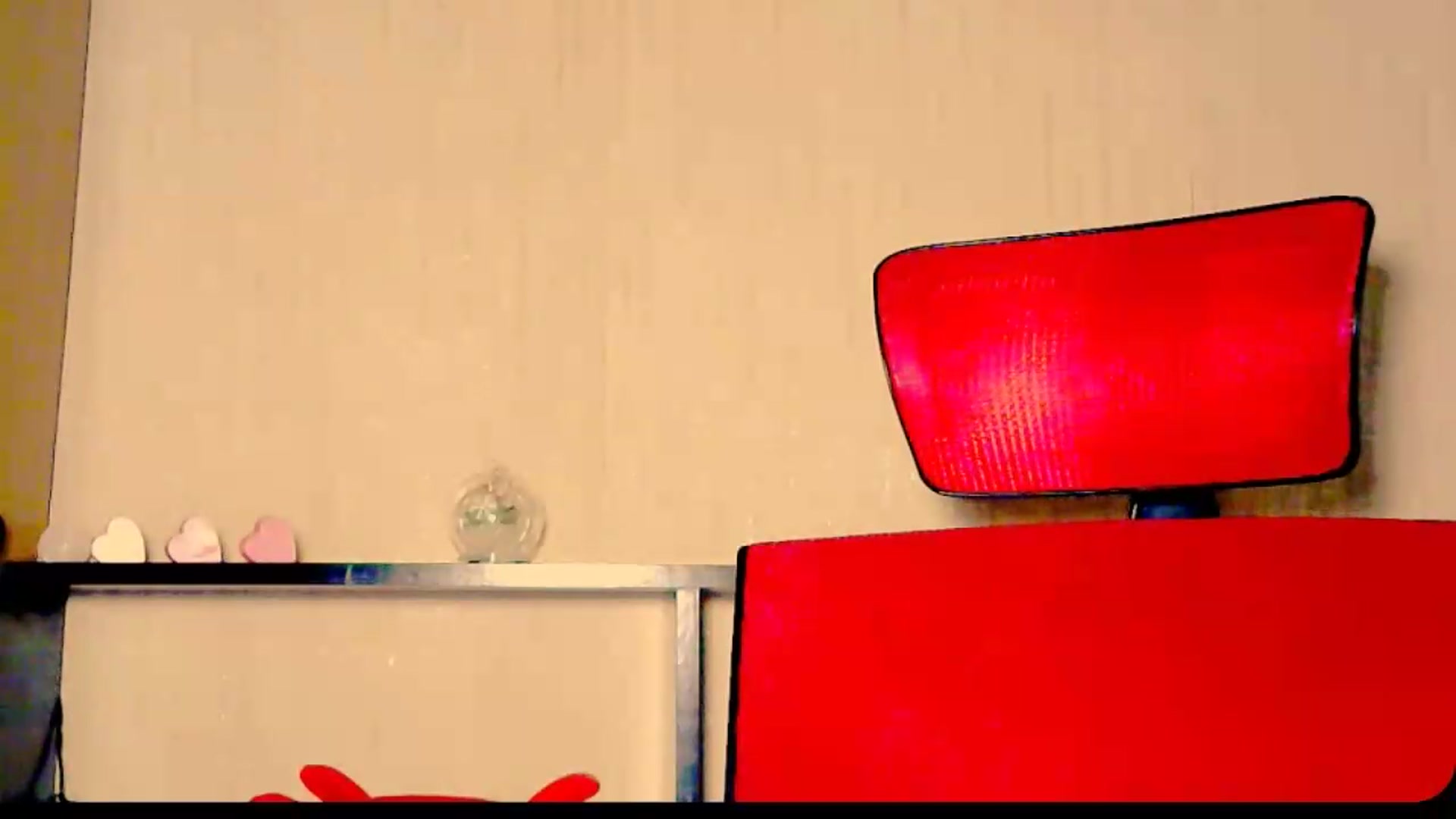Gallery image thumbnail from Frioninny's myfreecams stream on, 08/08/2026, 22:35 image 3 of 20