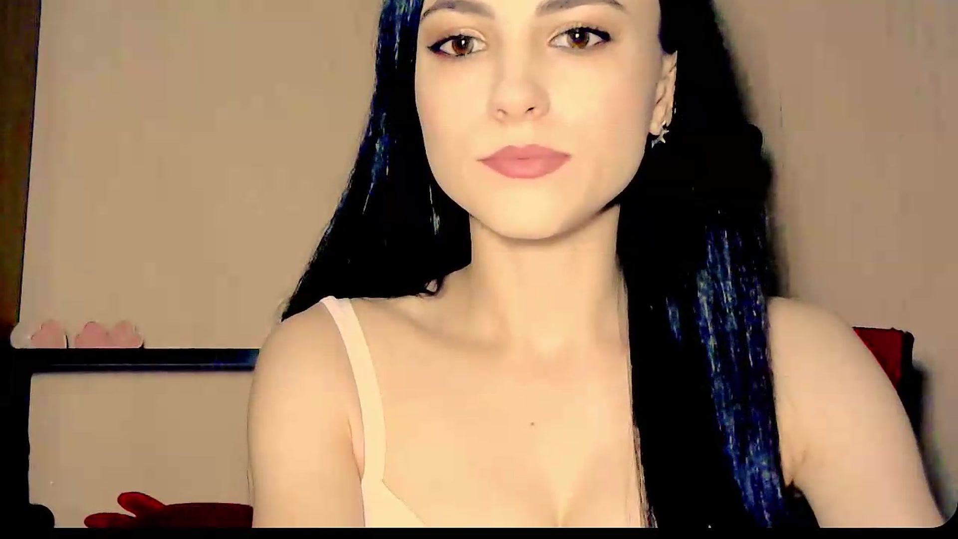 Gallery image thumbnail from Frioninny's myfreecams stream on, 08/15/2026, 19:07 image 2 of 20