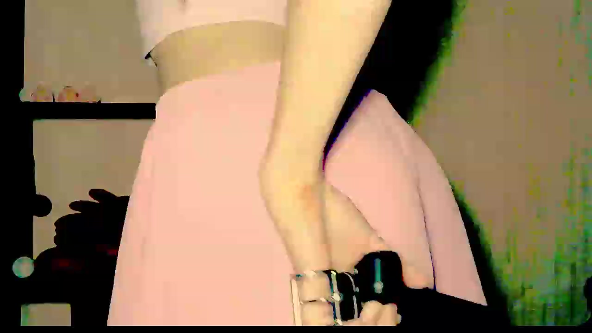 Gallery image thumbnail from Frioninny's myfreecams stream on, 08/15/2026, 20:36 image 9 of 20