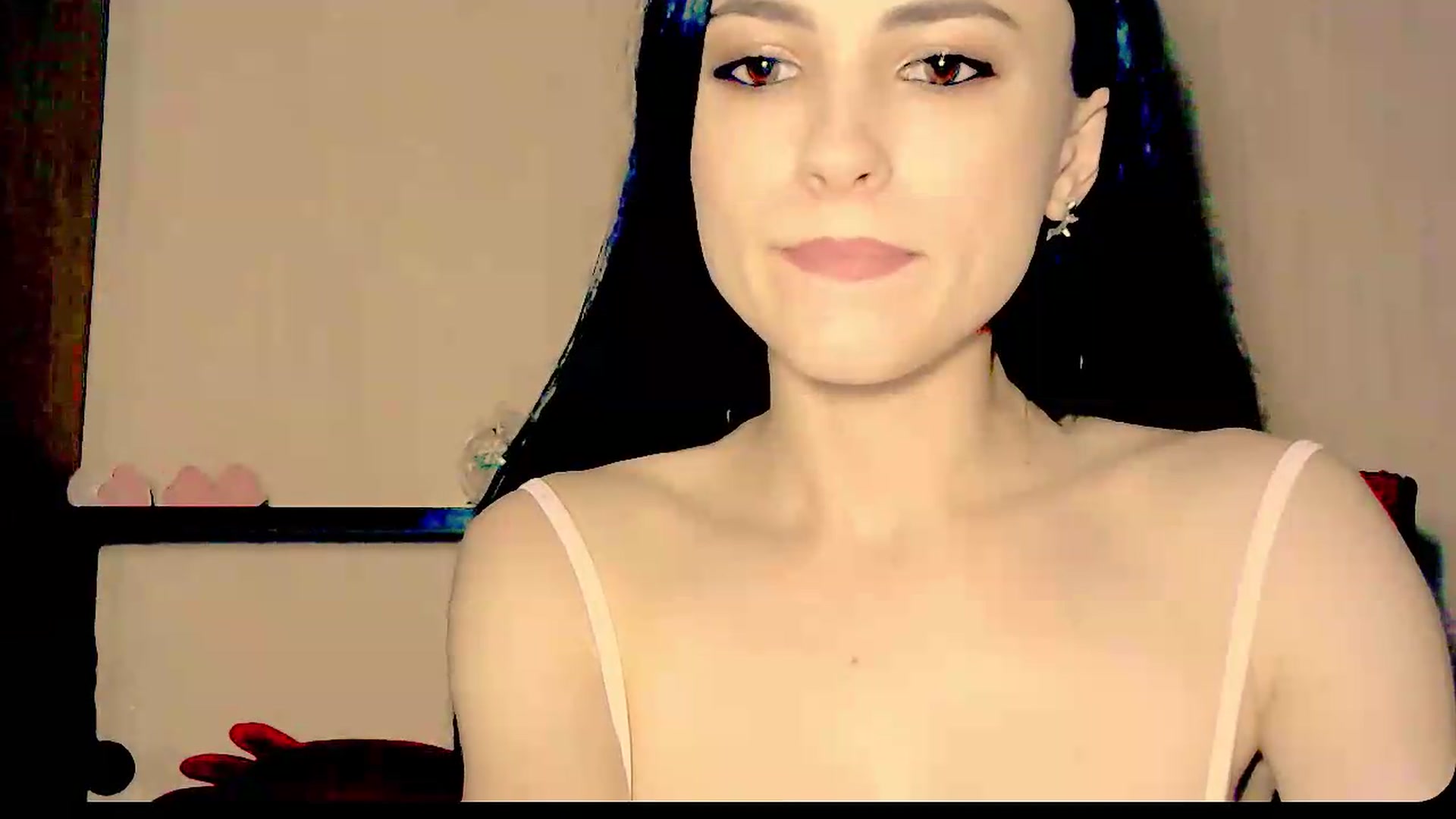Gallery image thumbnail from Frioninny's myfreecams stream on, 08/15/2026, 21:25 image 11 of 20