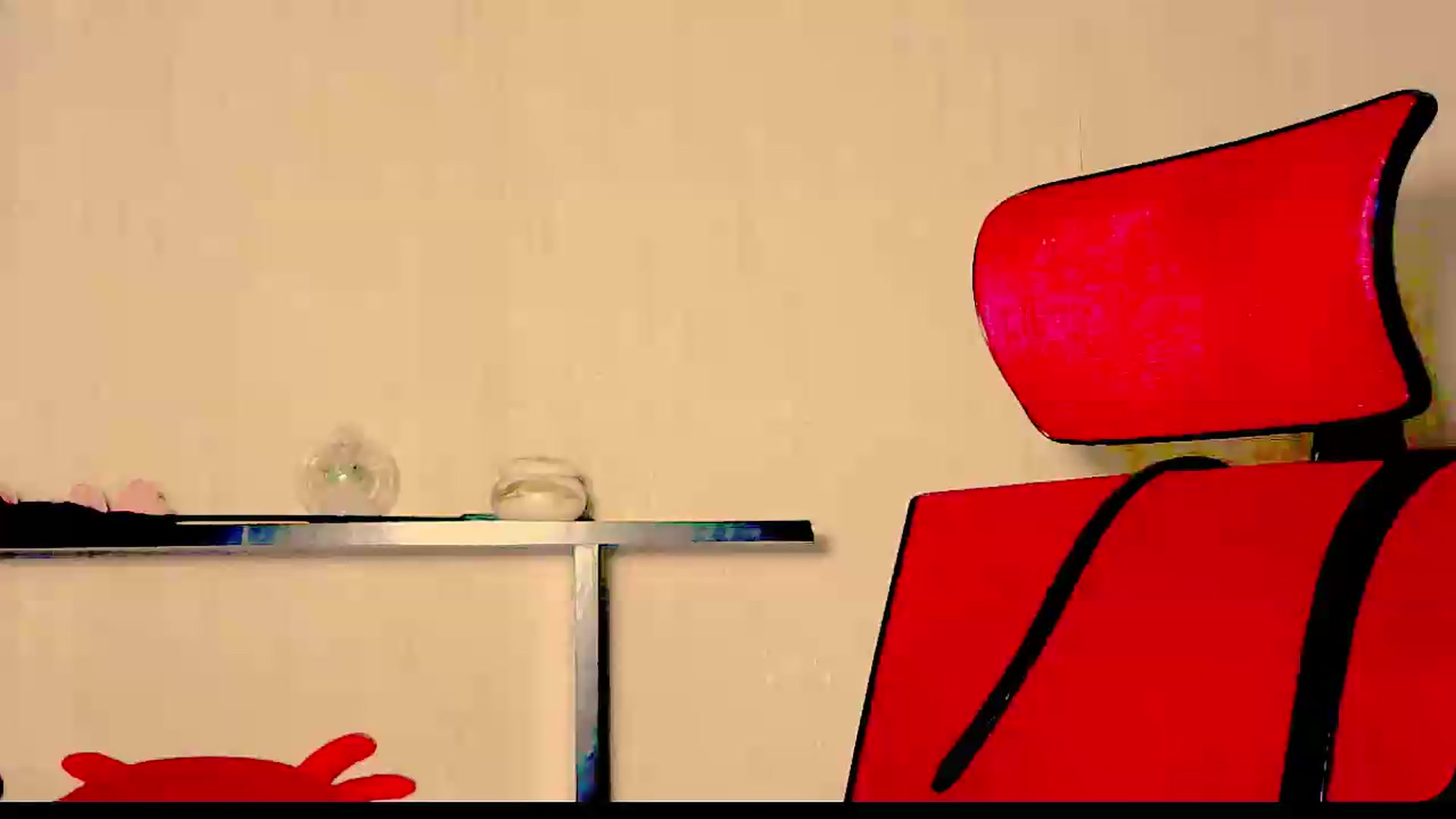 Gallery image thumbnail from Frioninny's myfreecams stream on, 08/22/2026, 24:02 image 12 of 20