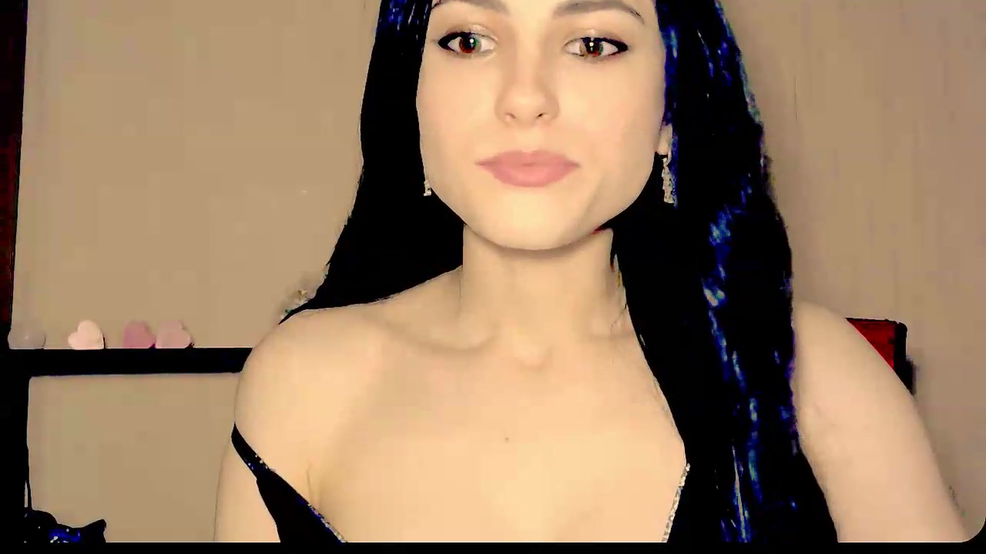 Gallery image thumbnail from Frioninny's myfreecams stream on, 08/28/2026, 19:18 image 20 of 20