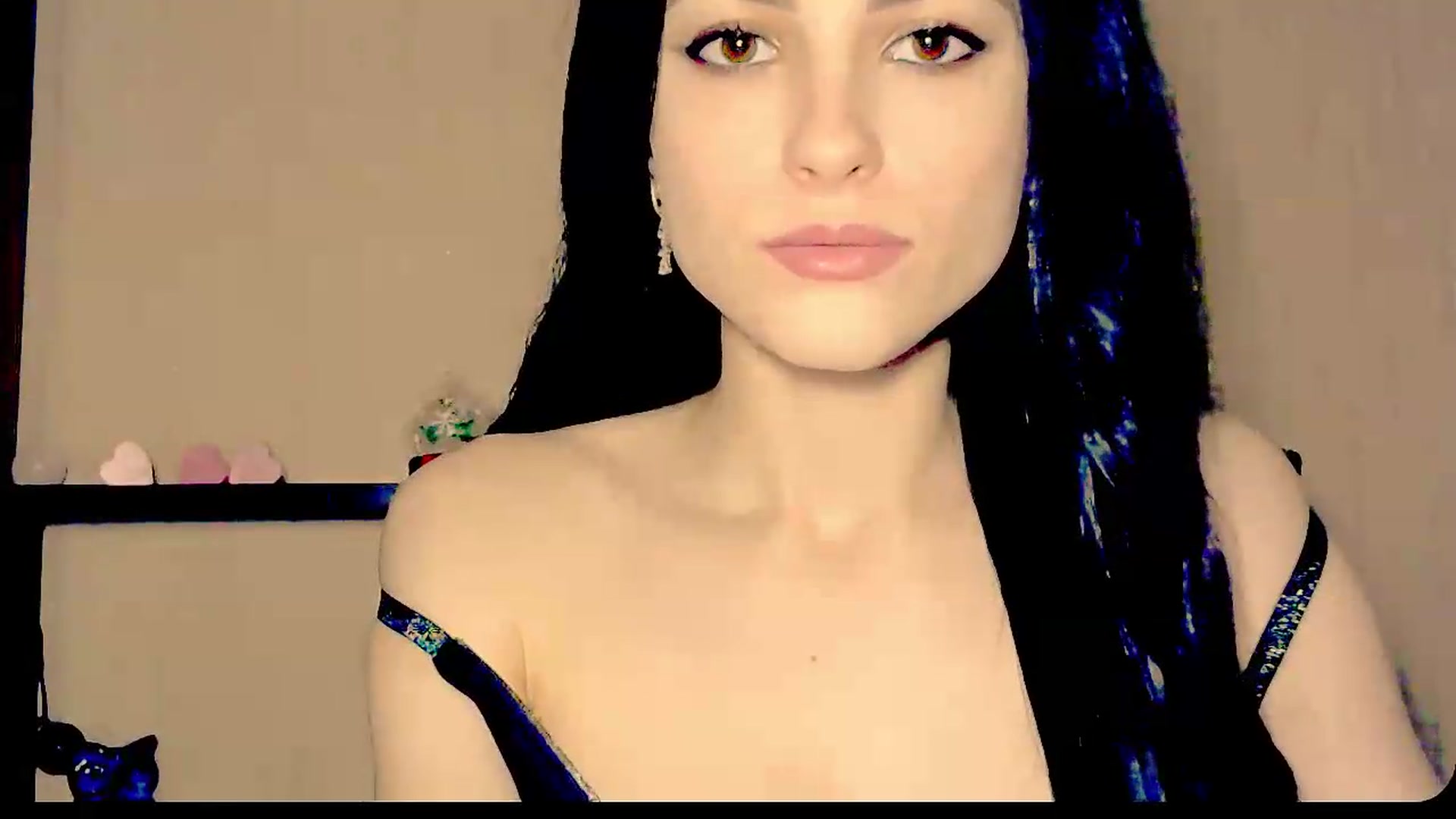 Gallery image thumbnail from Frioninny's myfreecams stream on, 08/28/2026, 20:48 image 3 of 20
