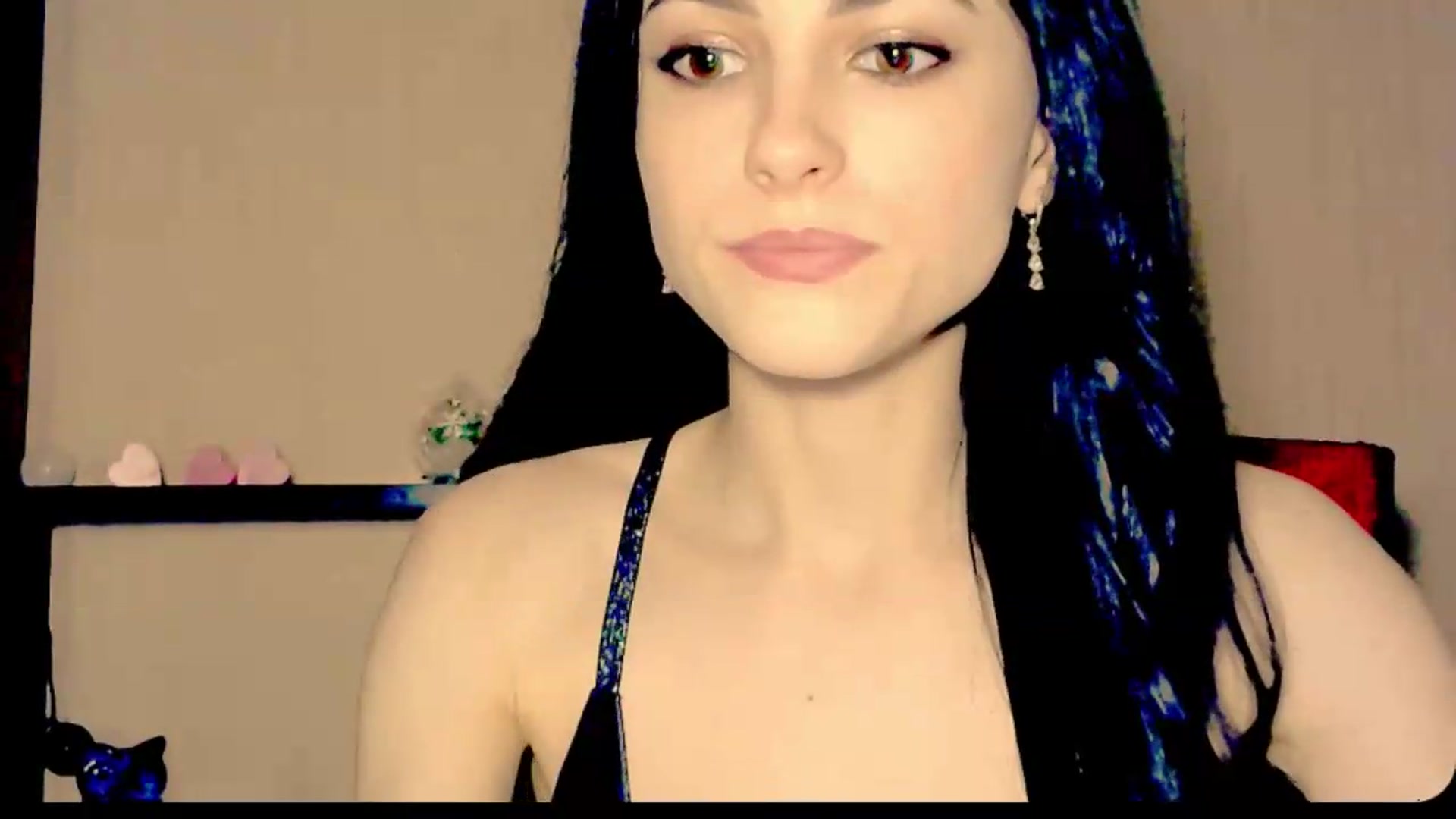 Gallery image thumbnail from Frioninny's myfreecams stream on, 08/28/2026, 20:48 image 11 of 20
