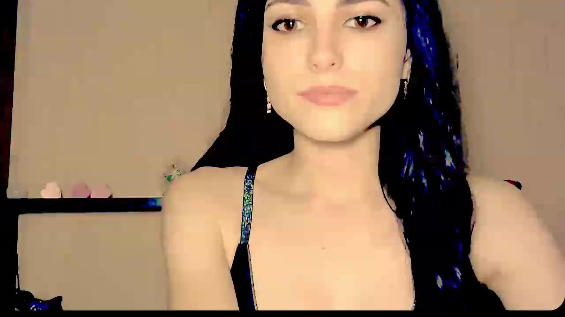 Gallery image thumbnail from Frioninny's myfreecams stream on, 08/28/2026, 21:49 image 5 of 20