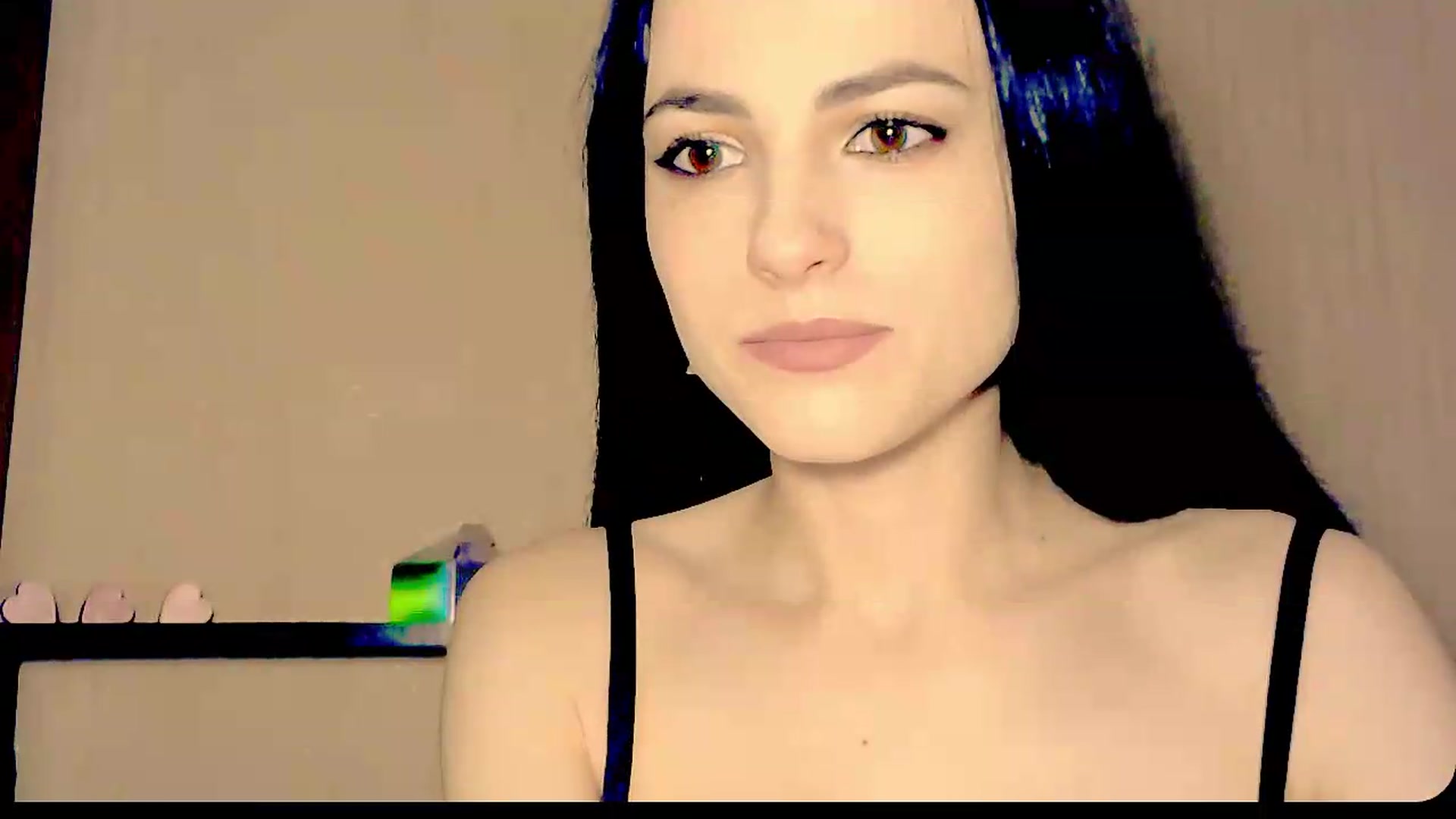 Gallery image thumbnail from Frioninny's myfreecams stream on, 08/30/2026, 18:38 image 6 of 20