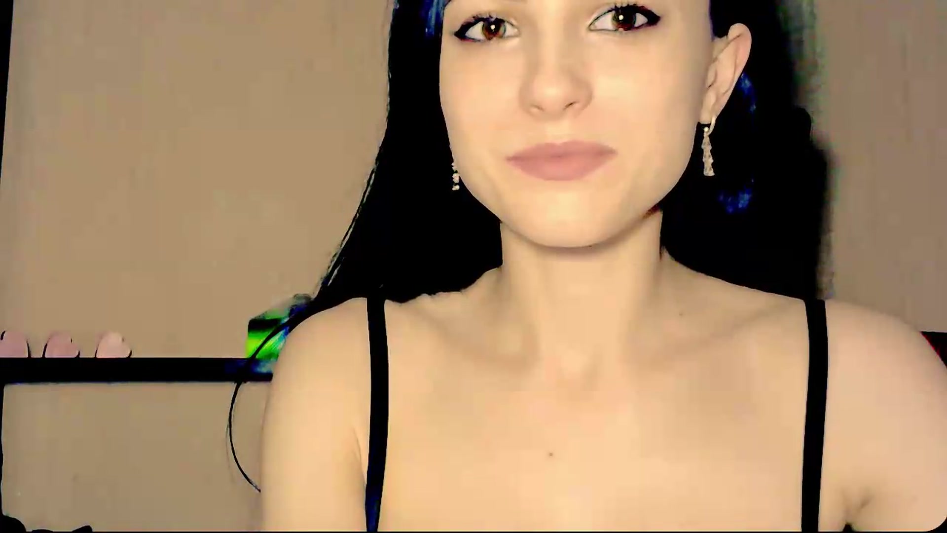Gallery image thumbnail from Frioninny's myfreecams stream on, 08/30/2026, 20:59 image 13 of 20