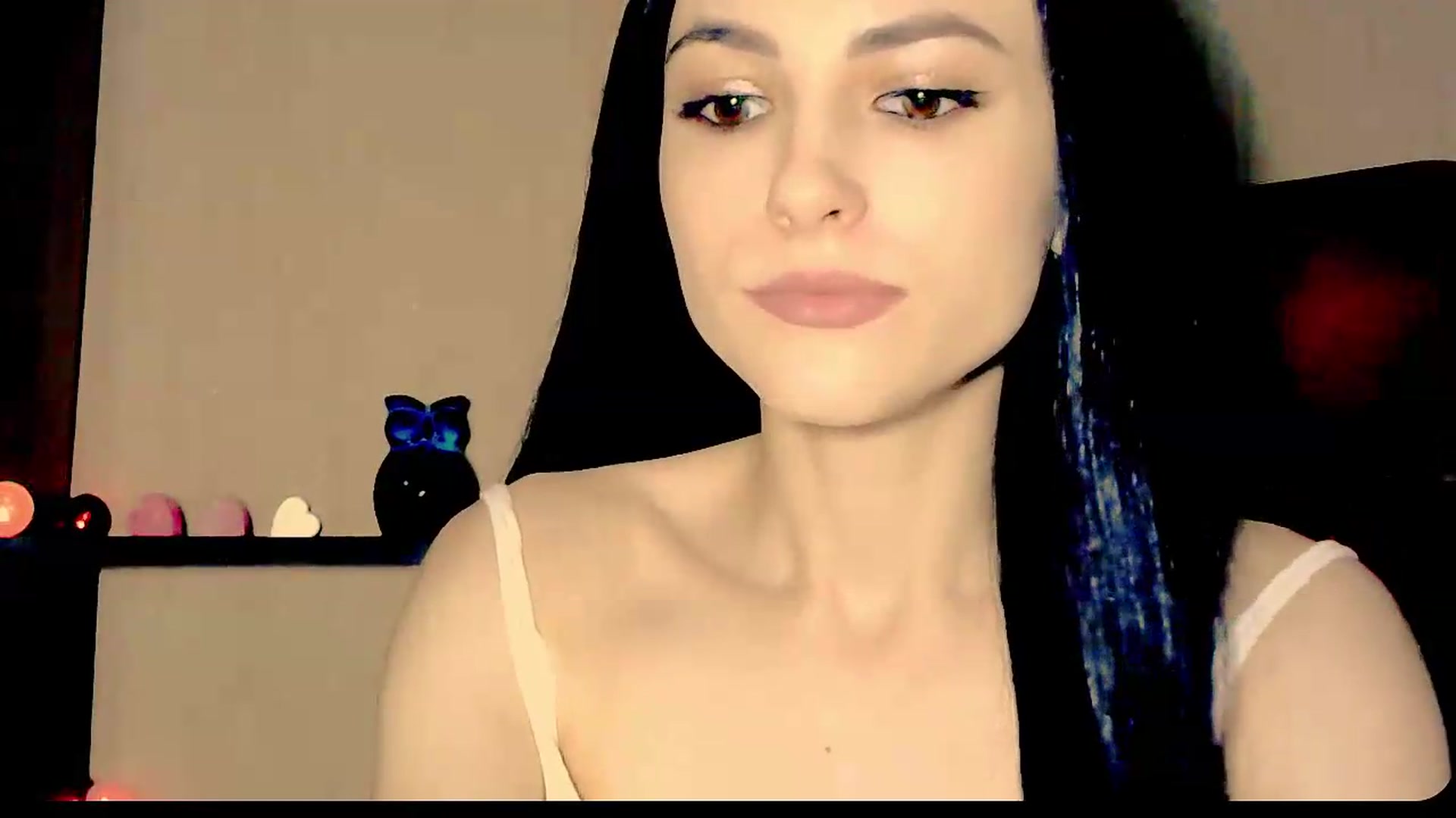 Gallery image thumbnail from Frioninny's myfreecams stream on, 09/04/2026, 20:07 image 13 of 20