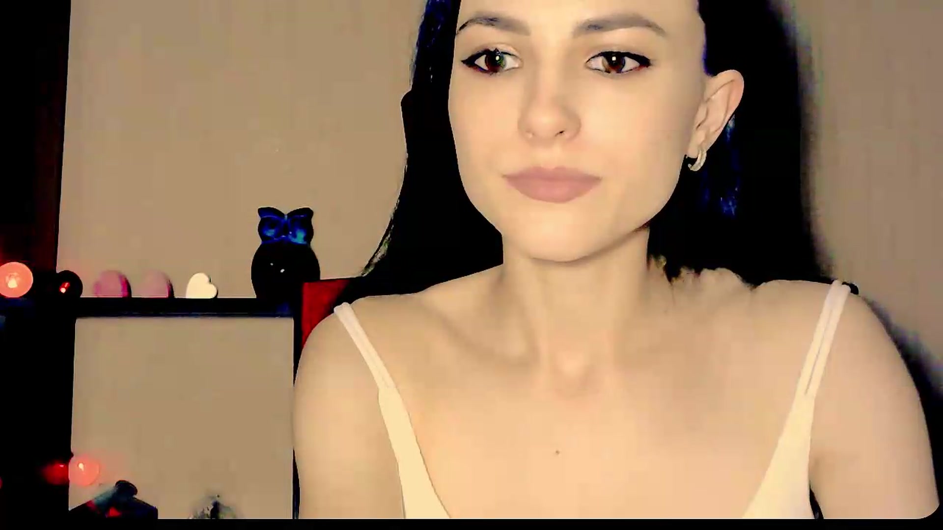 Gallery image thumbnail from Frioninny's myfreecams stream on, 09/04/2026, 20:07 image 18 of 20