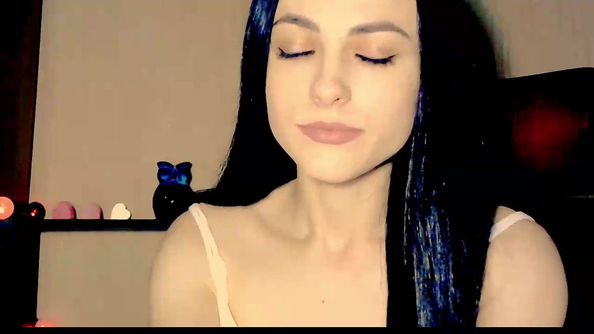 Gallery image thumbnail from Frioninny's myfreecams stream on, 09/04/2026, 20:07 image 14 of 20