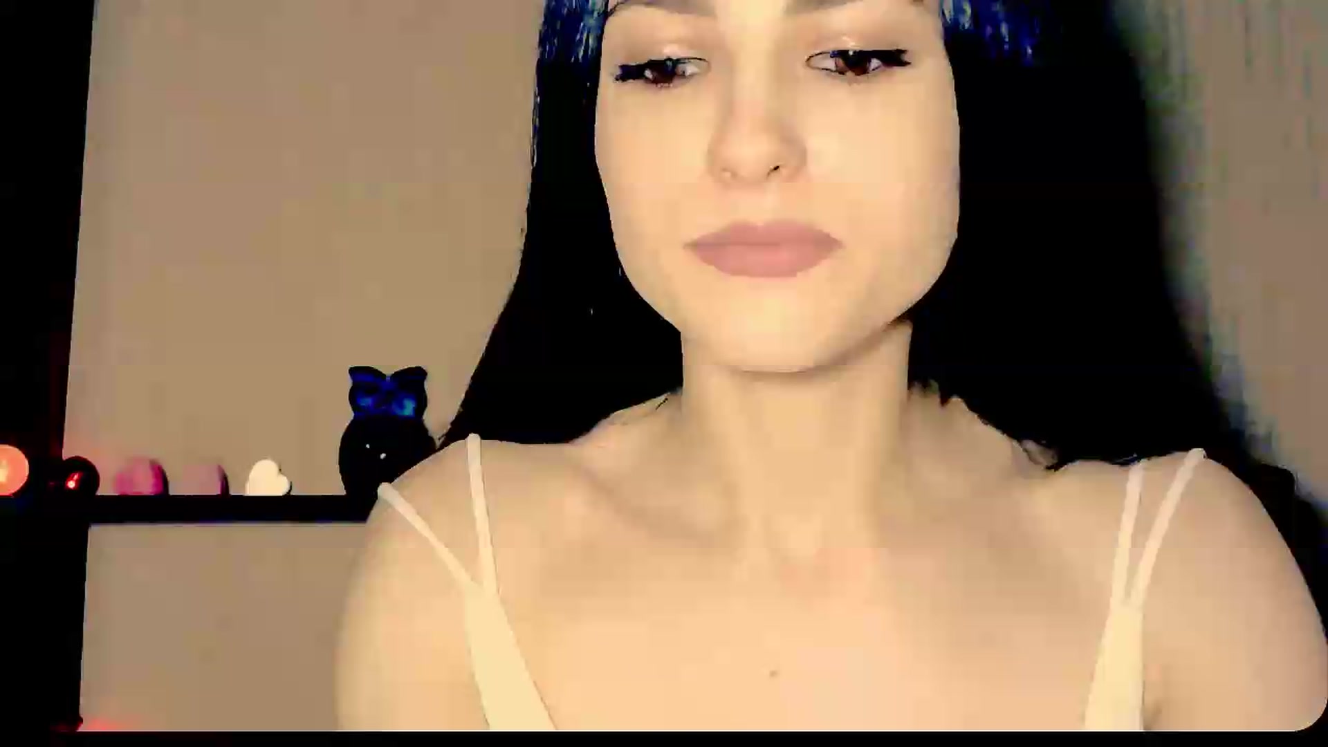 Gallery image thumbnail from Frioninny's myfreecams stream on, 09/04/2026, 20:07 image 1 of 20