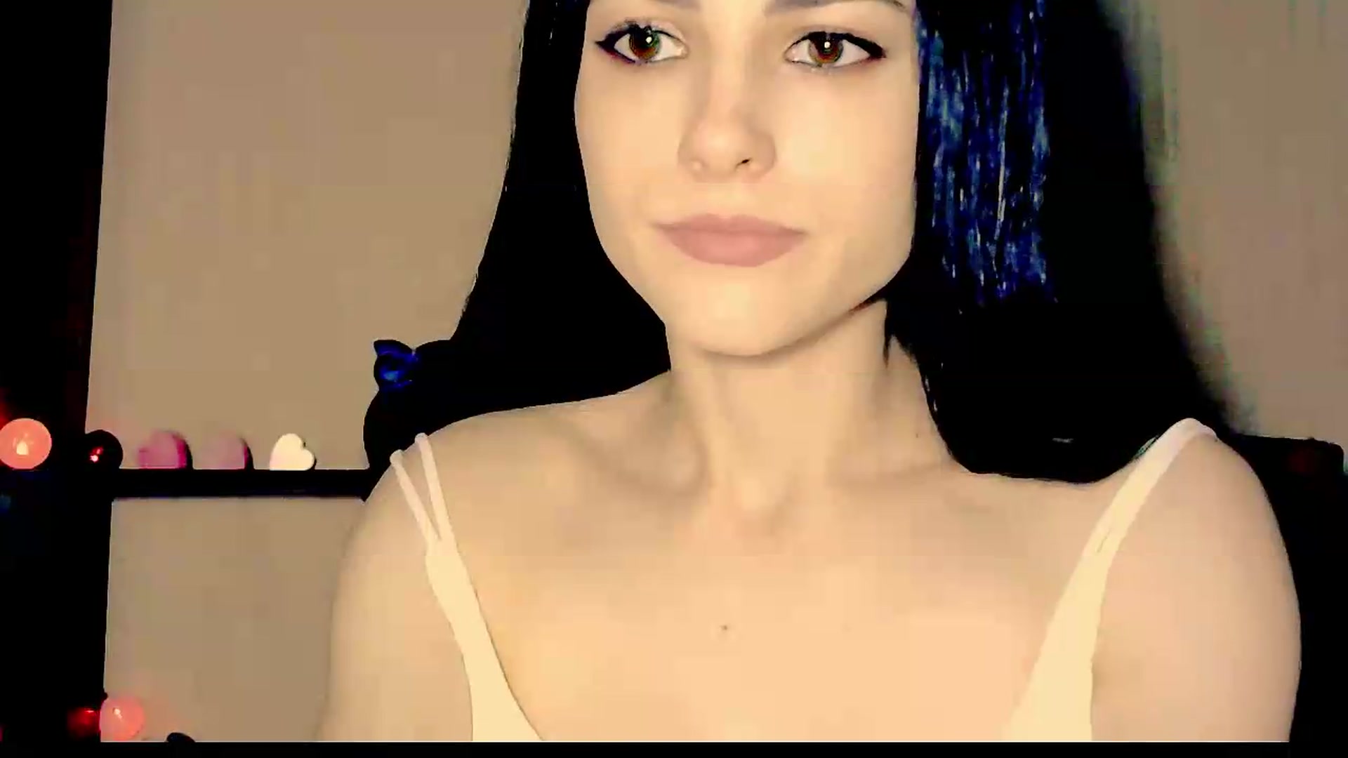 Gallery image thumbnail from Frioninny's myfreecams stream on, 09/04/2026, 21:12 image 3 of 20