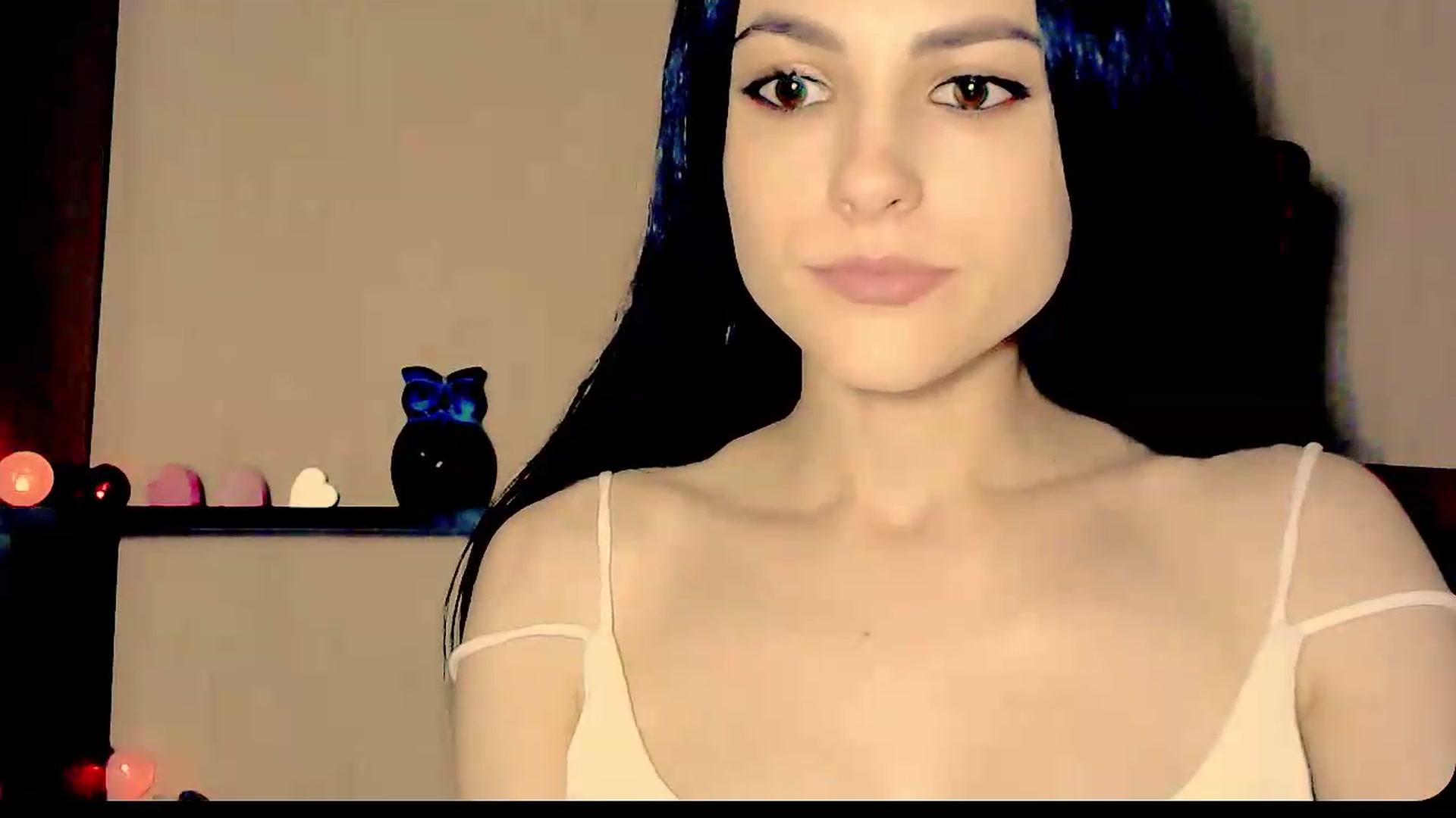 Gallery image thumbnail from Frioninny's myfreecams stream on, 09/04/2026, 21:12 image 19 of 20