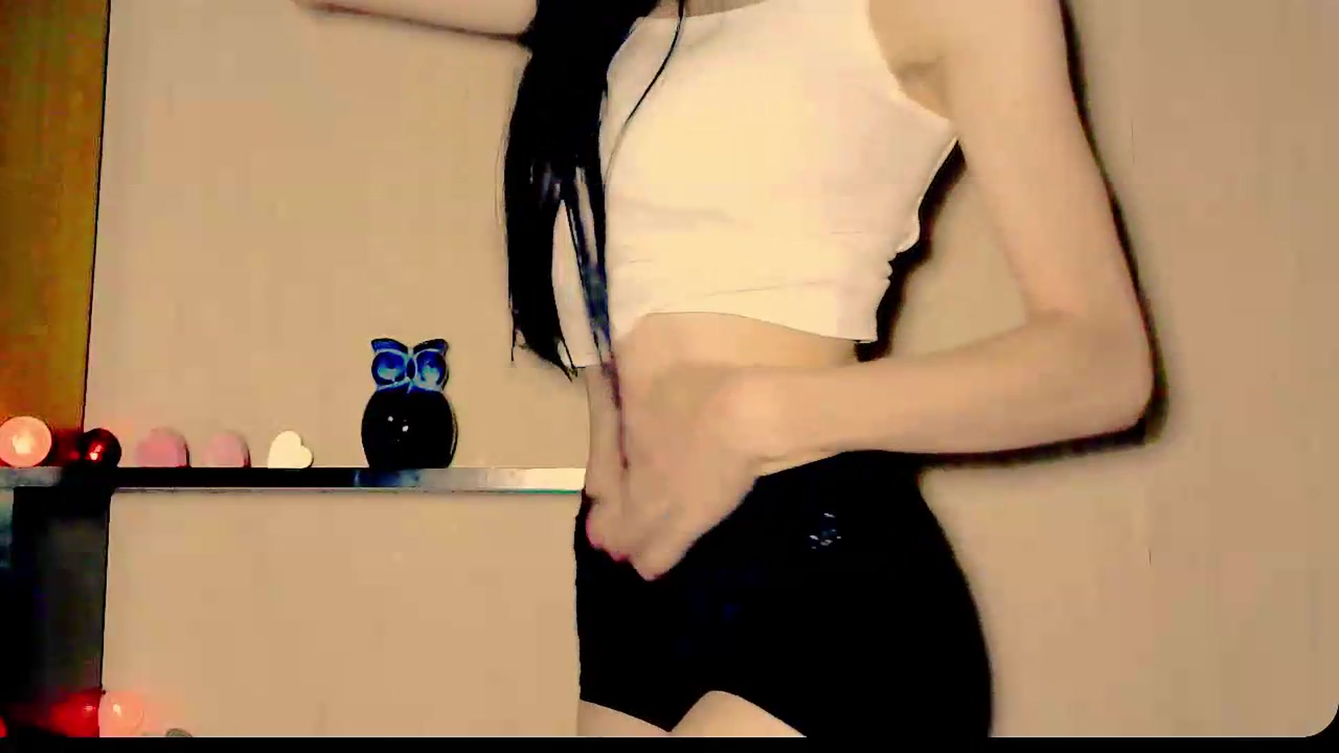 Gallery image thumbnail from Frioninny's myfreecams stream on, 09/04/2026, 21:12 image 12 of 20