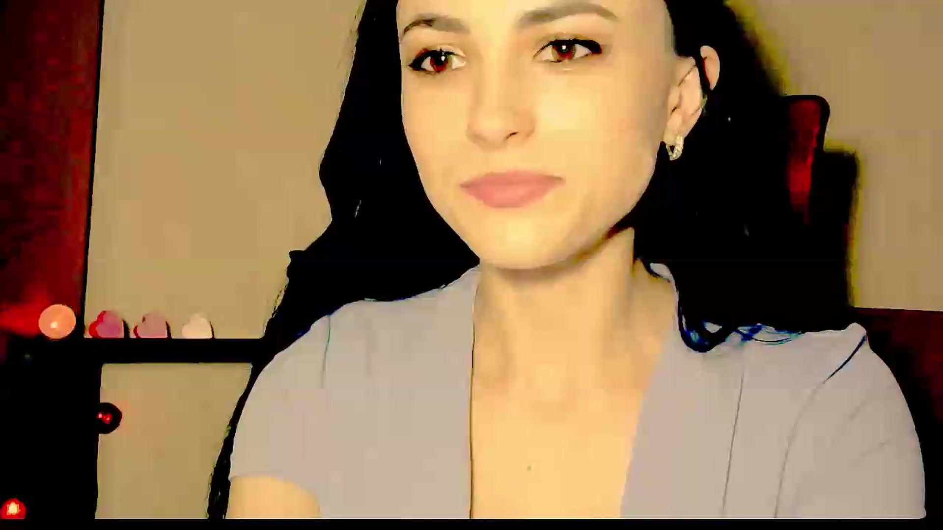 Gallery image thumbnail from Frioninny's myfreecams stream on, 09/05/2026, 18:00 image 16 of 20
