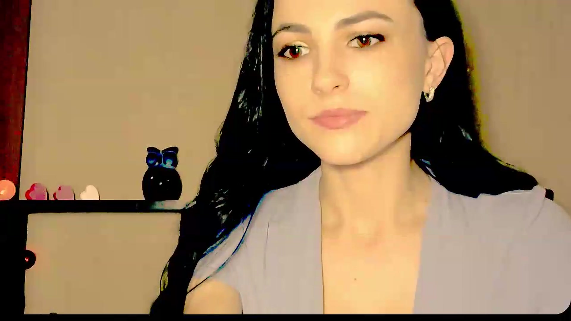Gallery image thumbnail from Frioninny's myfreecams stream on, 09/05/2026, 19:26 image 19 of 20