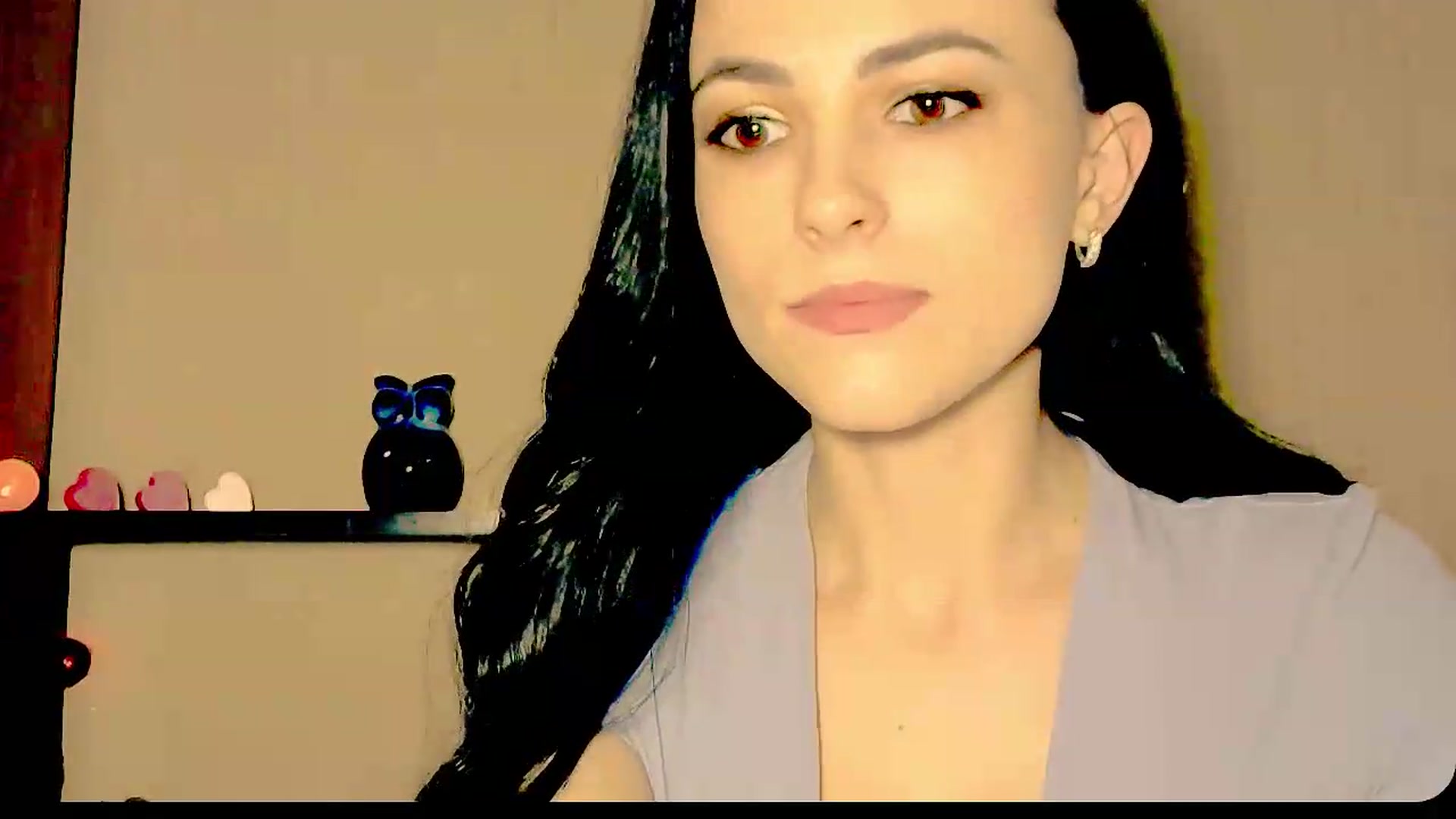 Gallery image thumbnail from Frioninny's myfreecams stream on, 09/05/2026, 19:26 image 11 of 20