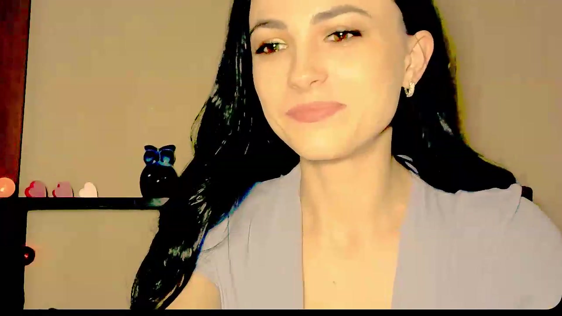 Gallery image thumbnail from Frioninny's myfreecams stream on, 09/05/2026, 19:26 image 15 of 20
