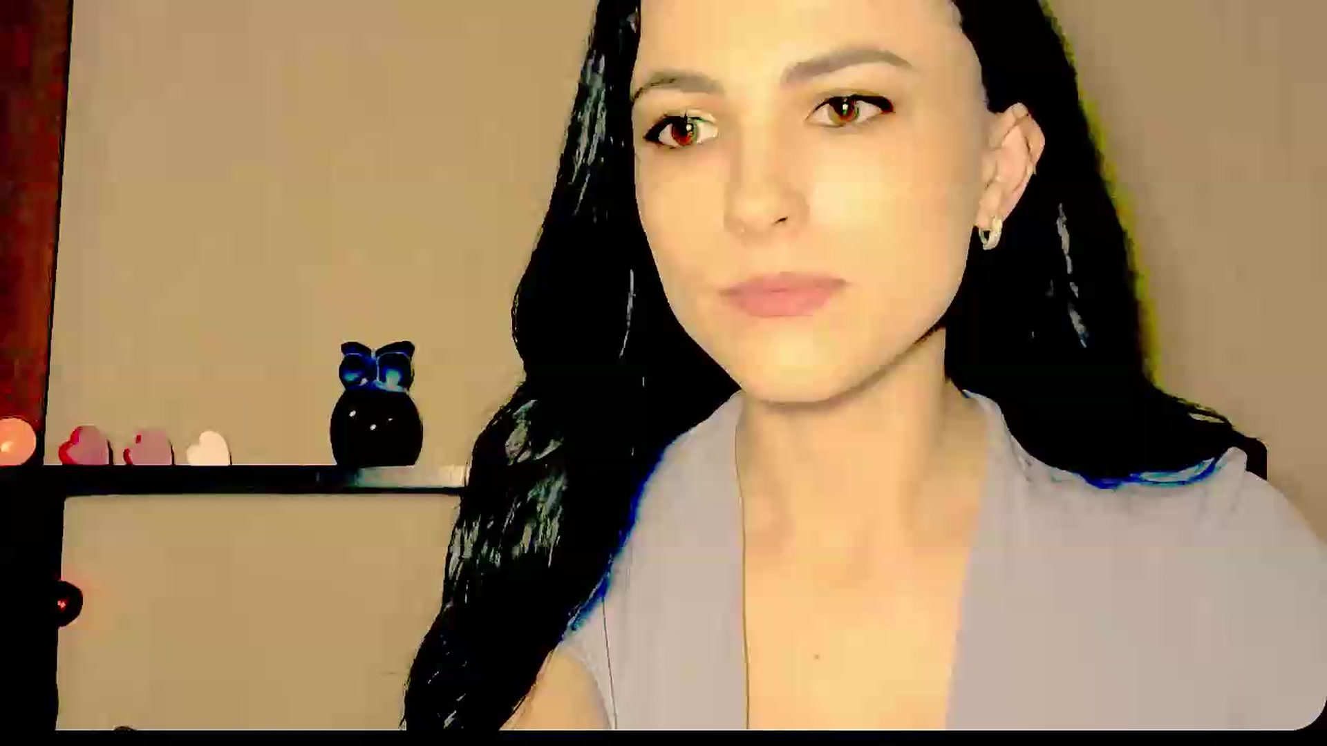 Gallery image thumbnail from Frioninny's myfreecams stream on, 09/05/2026, 19:26 image 2 of 20
