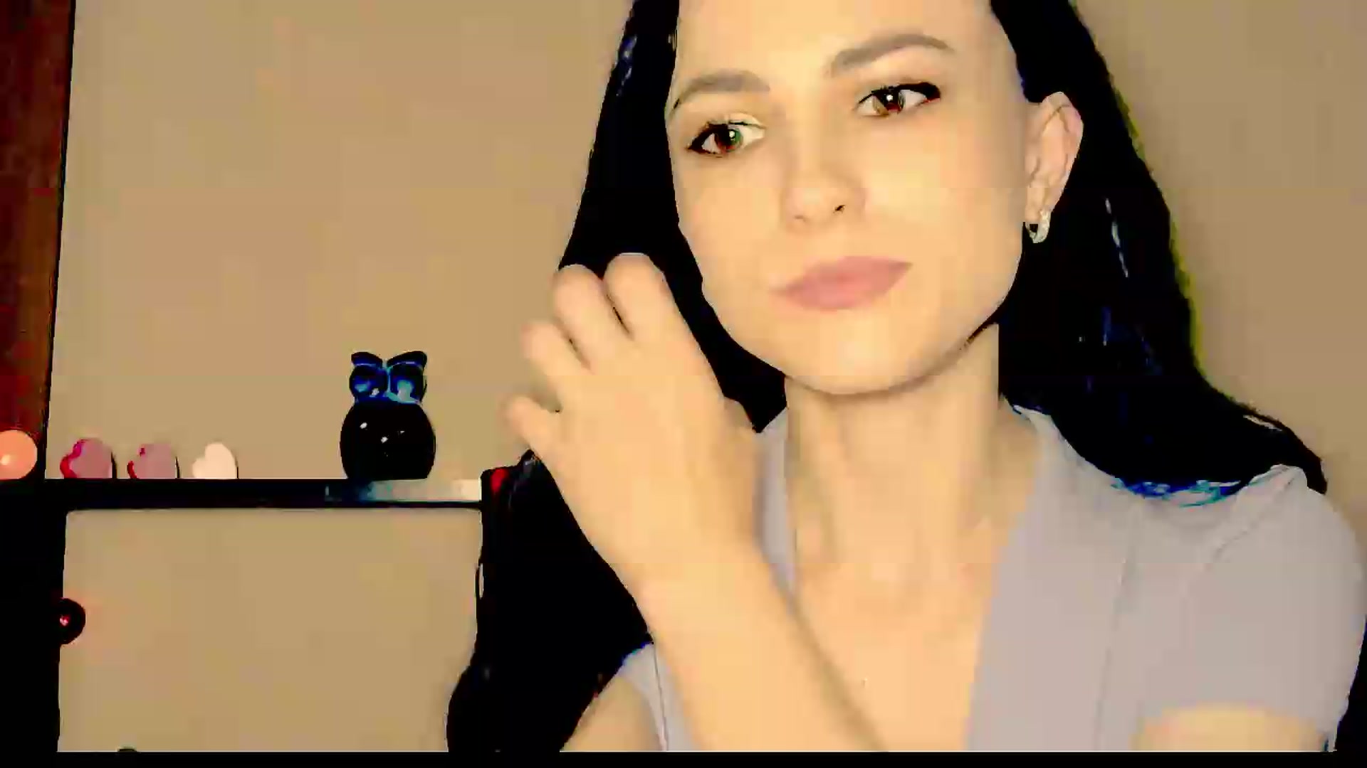 Gallery image thumbnail from Frioninny's myfreecams stream on, 09/05/2026, 19:26 image 1 of 20