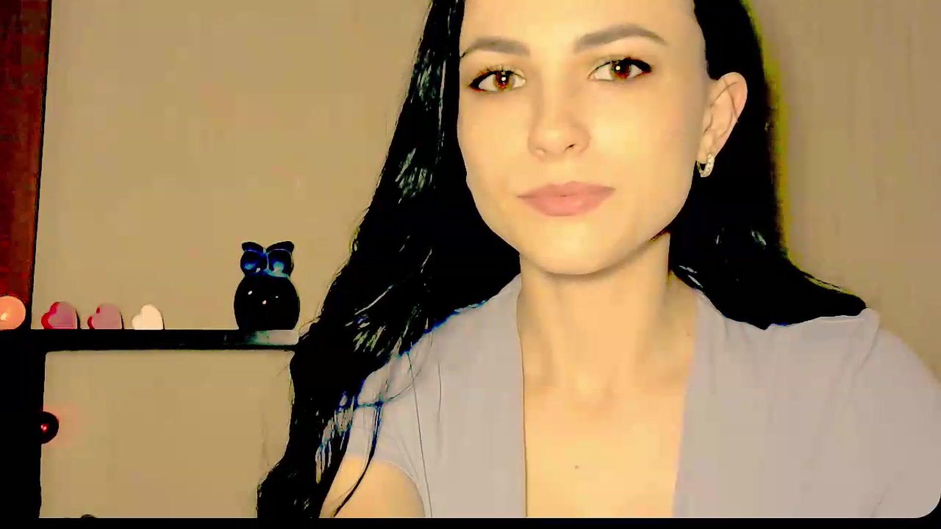 Gallery image thumbnail from Frioninny's myfreecams stream on, 09/05/2026, 19:26 image 13 of 20