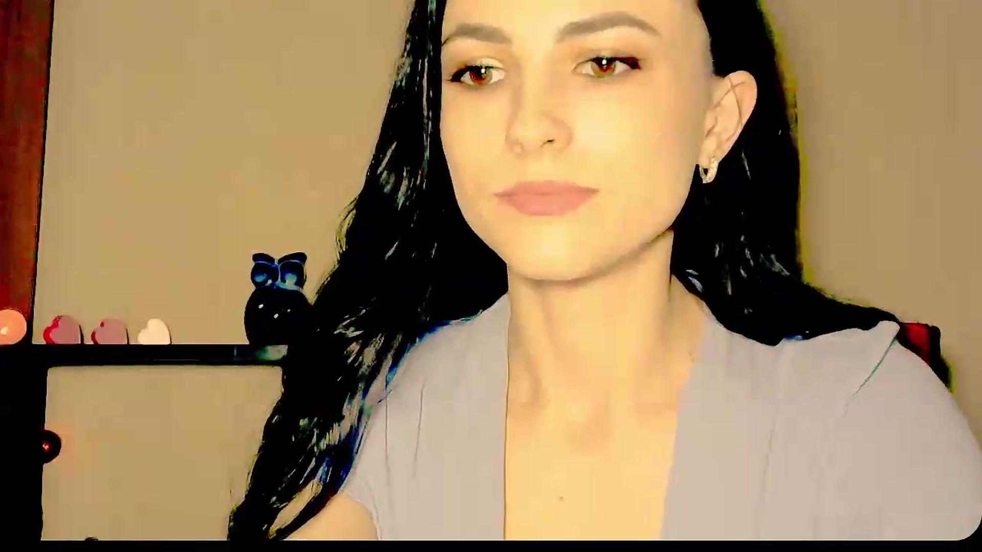 Gallery image thumbnail from Frioninny's myfreecams stream on, 09/05/2026, 19:26 image 14 of 20
