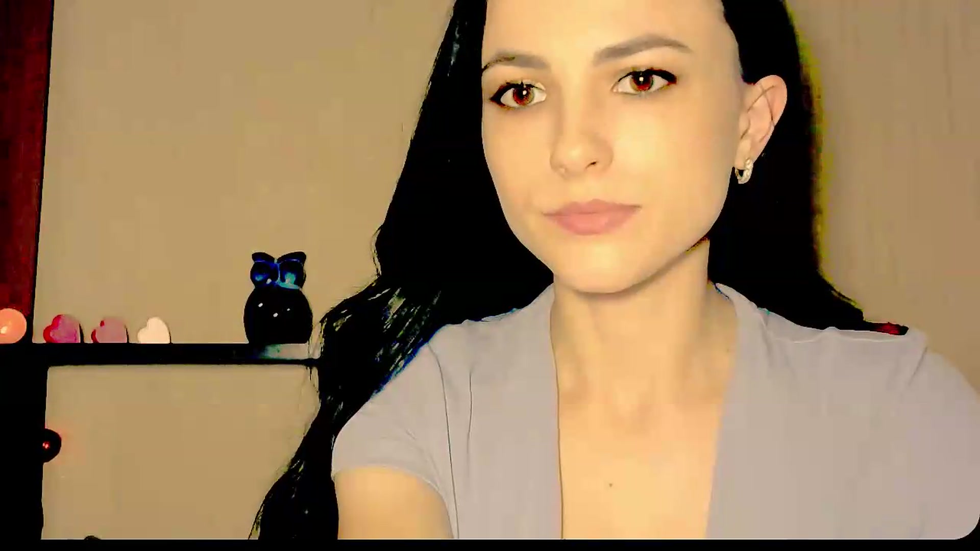 Gallery image thumbnail from Frioninny's myfreecams stream on, 09/05/2026, 19:26 image 4 of 20