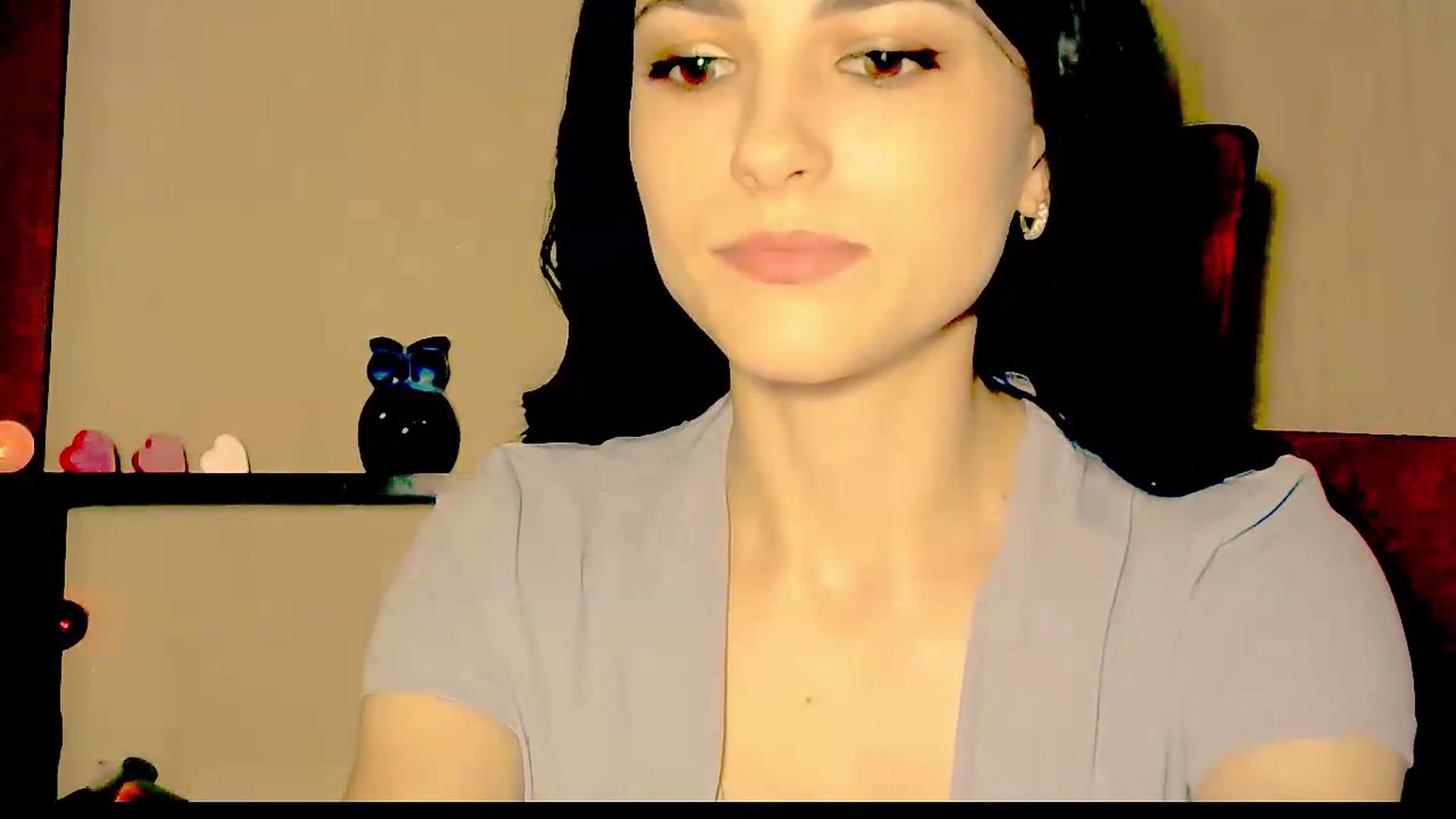 Gallery image thumbnail from Frioninny's myfreecams stream on, 09/05/2026, 20:41 image 14 of 20