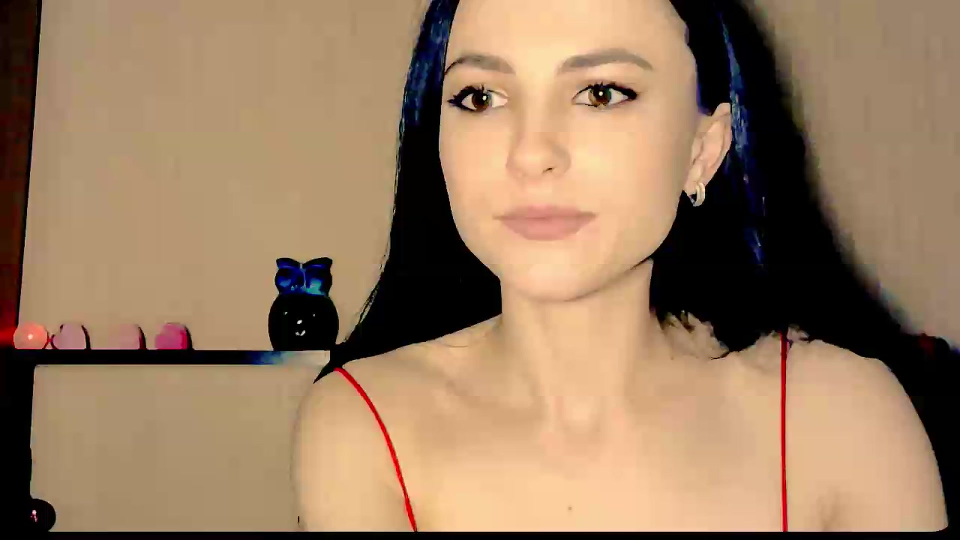 Gallery image thumbnail from Frioninny's myfreecams stream on, 09/09/2026, 20:49 image 3 of 20