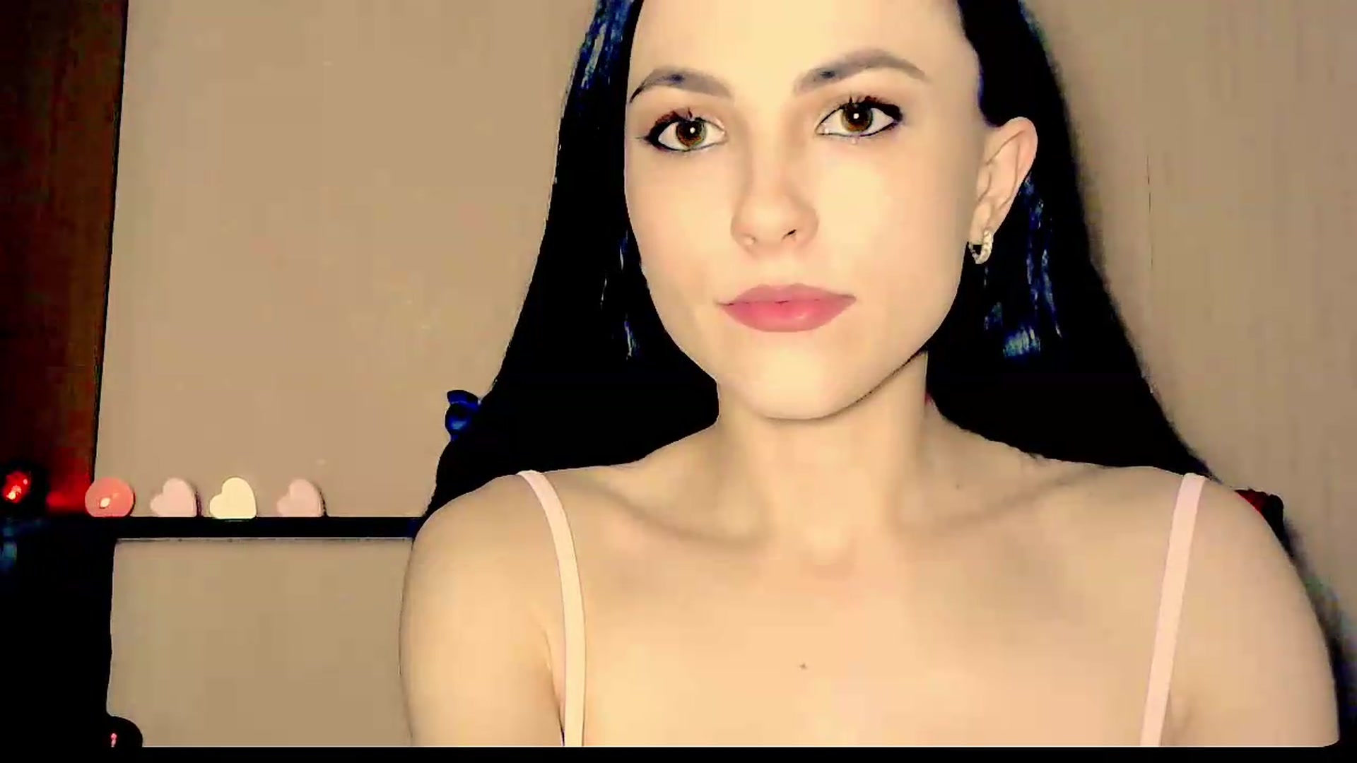 Gallery image thumbnail from Frioninny's myfreecams stream on, 09/10/2026, 18:44 image 11 of 20