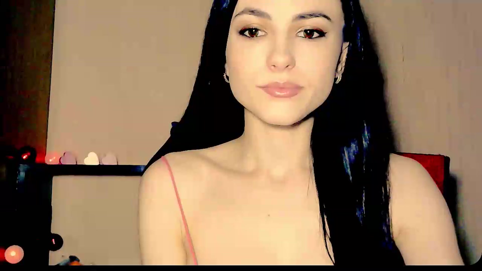 Gallery image thumbnail from Frioninny's myfreecams stream on, 09/12/2026, 17:46 image 6 of 20
