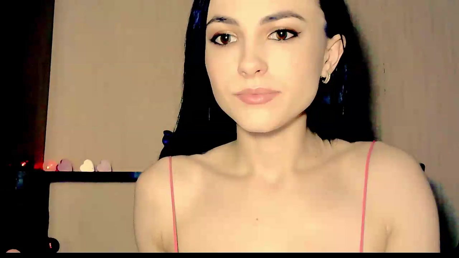 Gallery image thumbnail from Frioninny's myfreecams stream on, 09/12/2026, 18:56 image 6 of 20