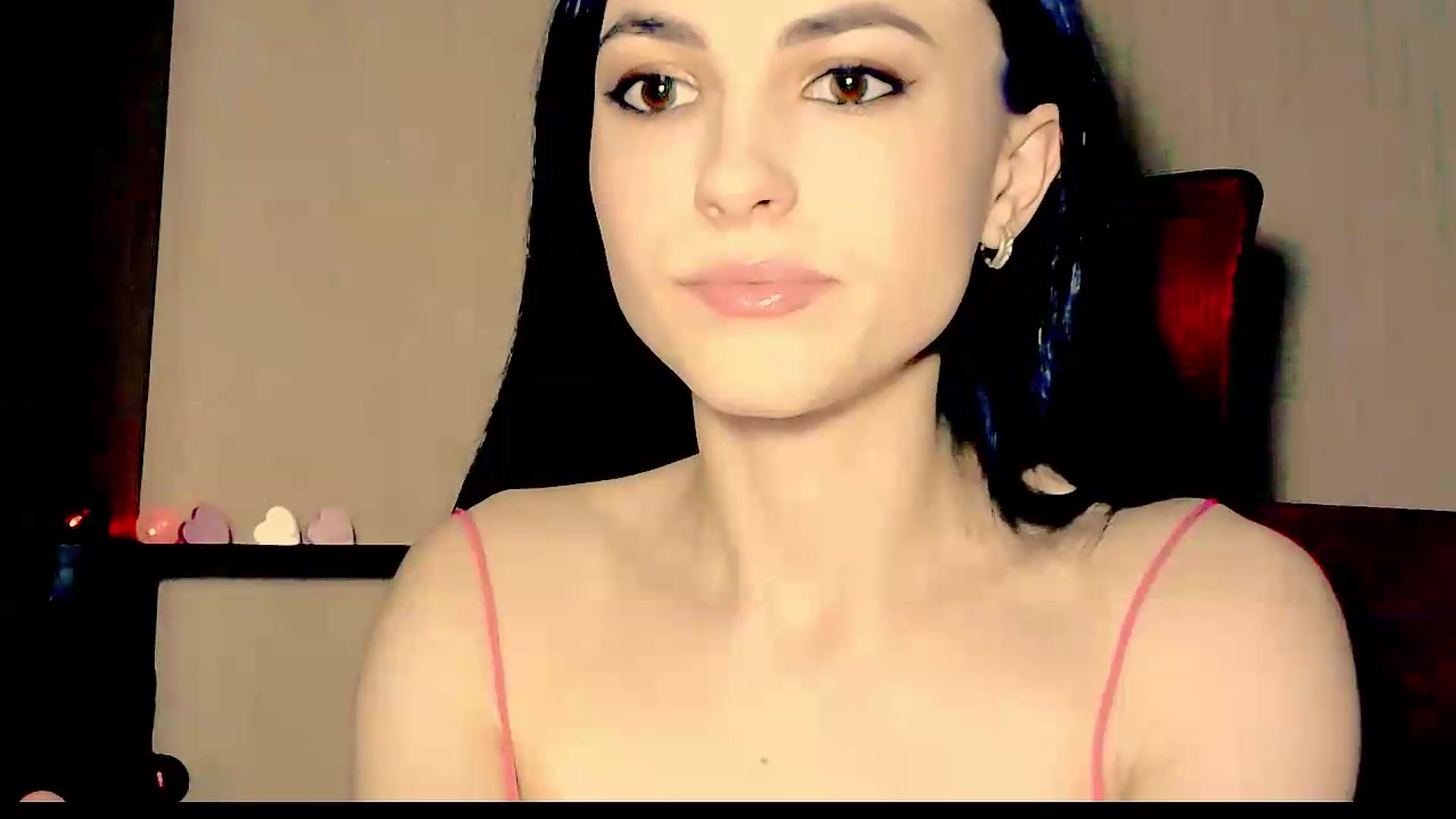Gallery image thumbnail from Frioninny's myfreecams stream on, 09/12/2026, 18:56 image 15 of 20